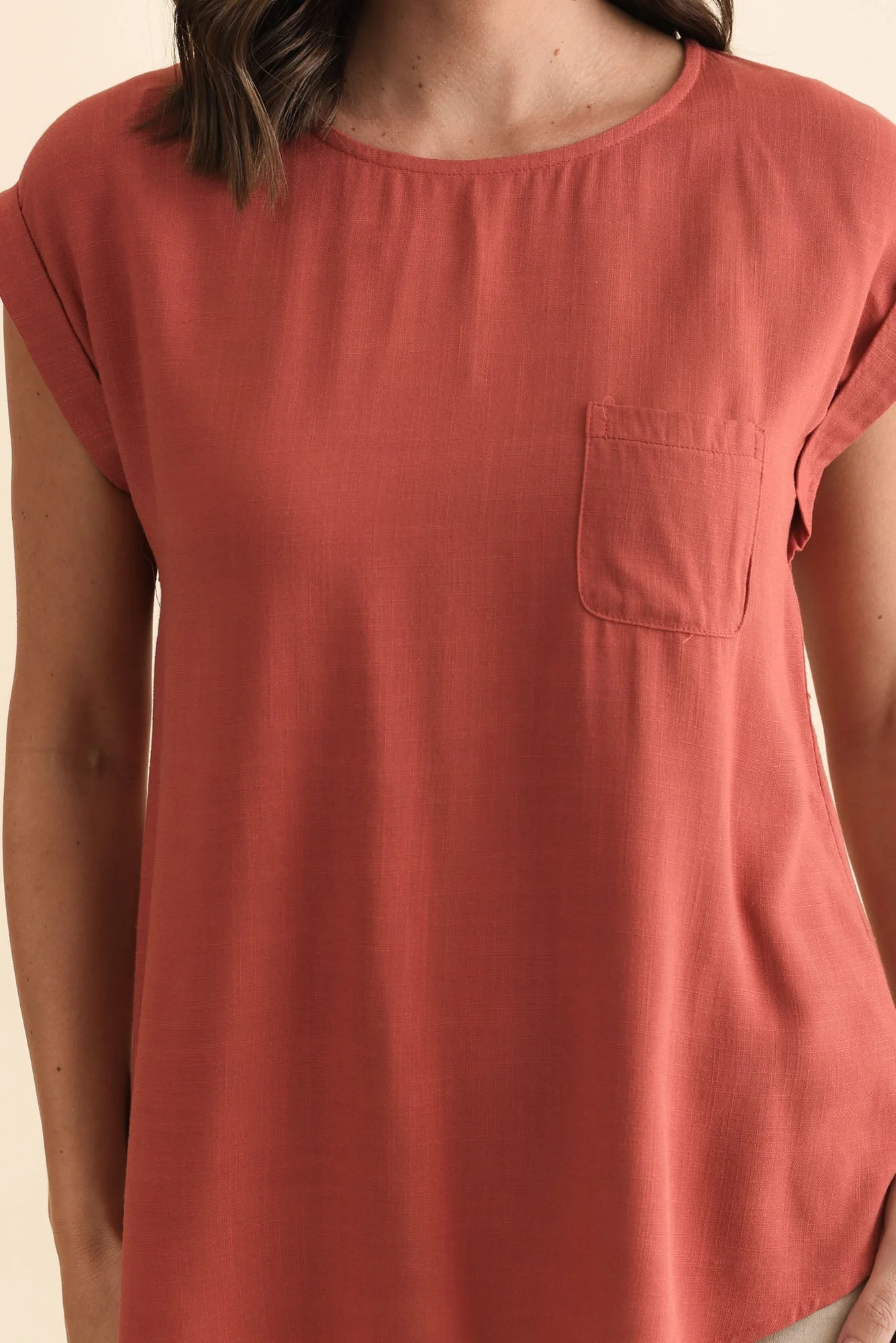Aiden Rust Linen Blend Pocket Top - Image 5