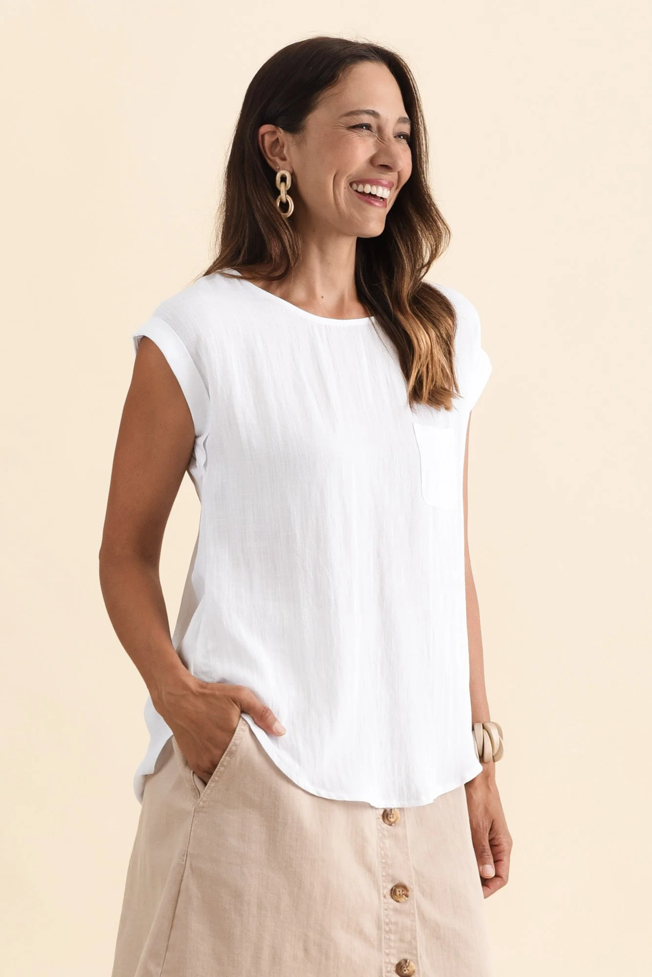 Aiden White Linen Blend Pocket Top - Image 3