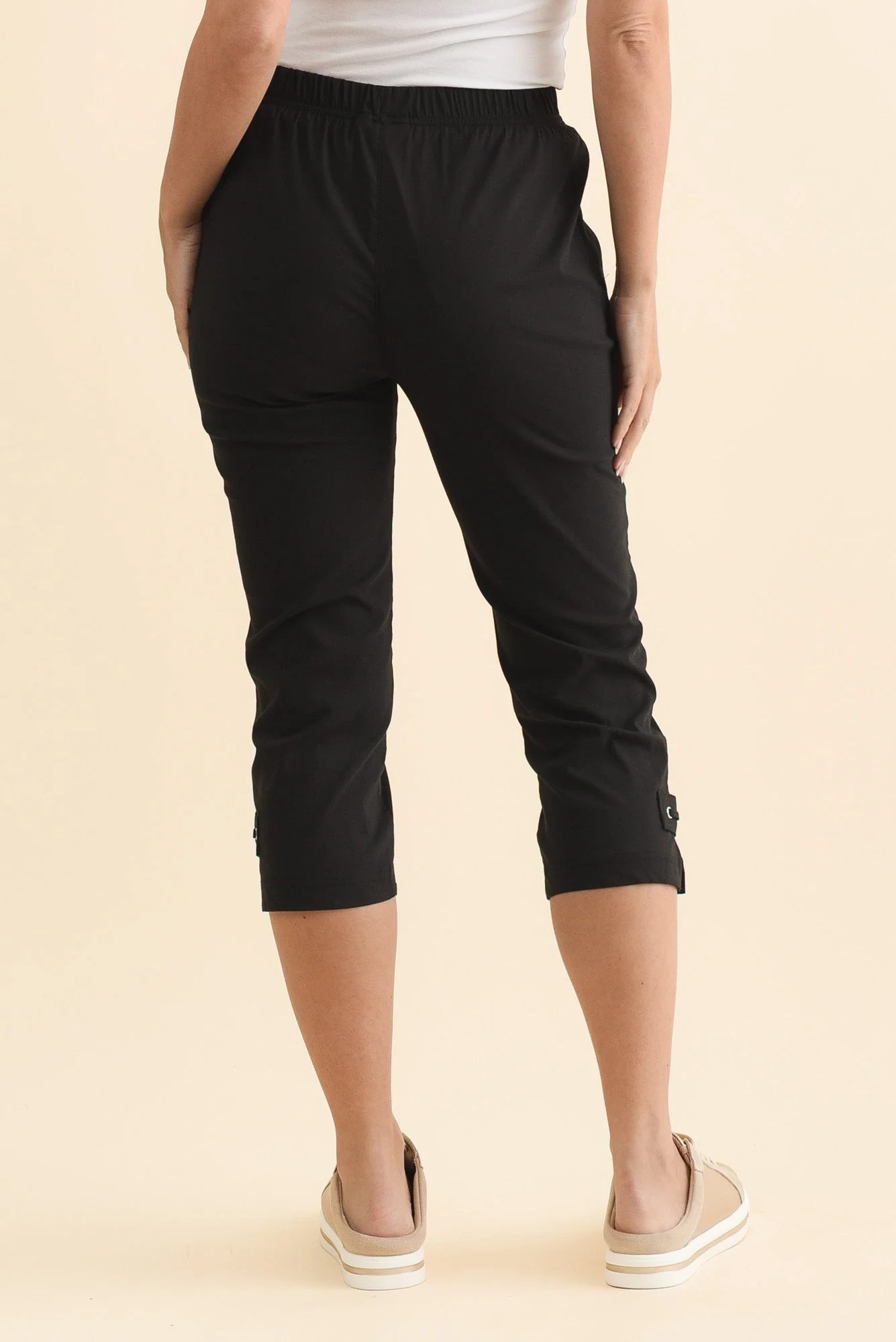 Air-Lite Black Stretch Capri Pants - Image 5