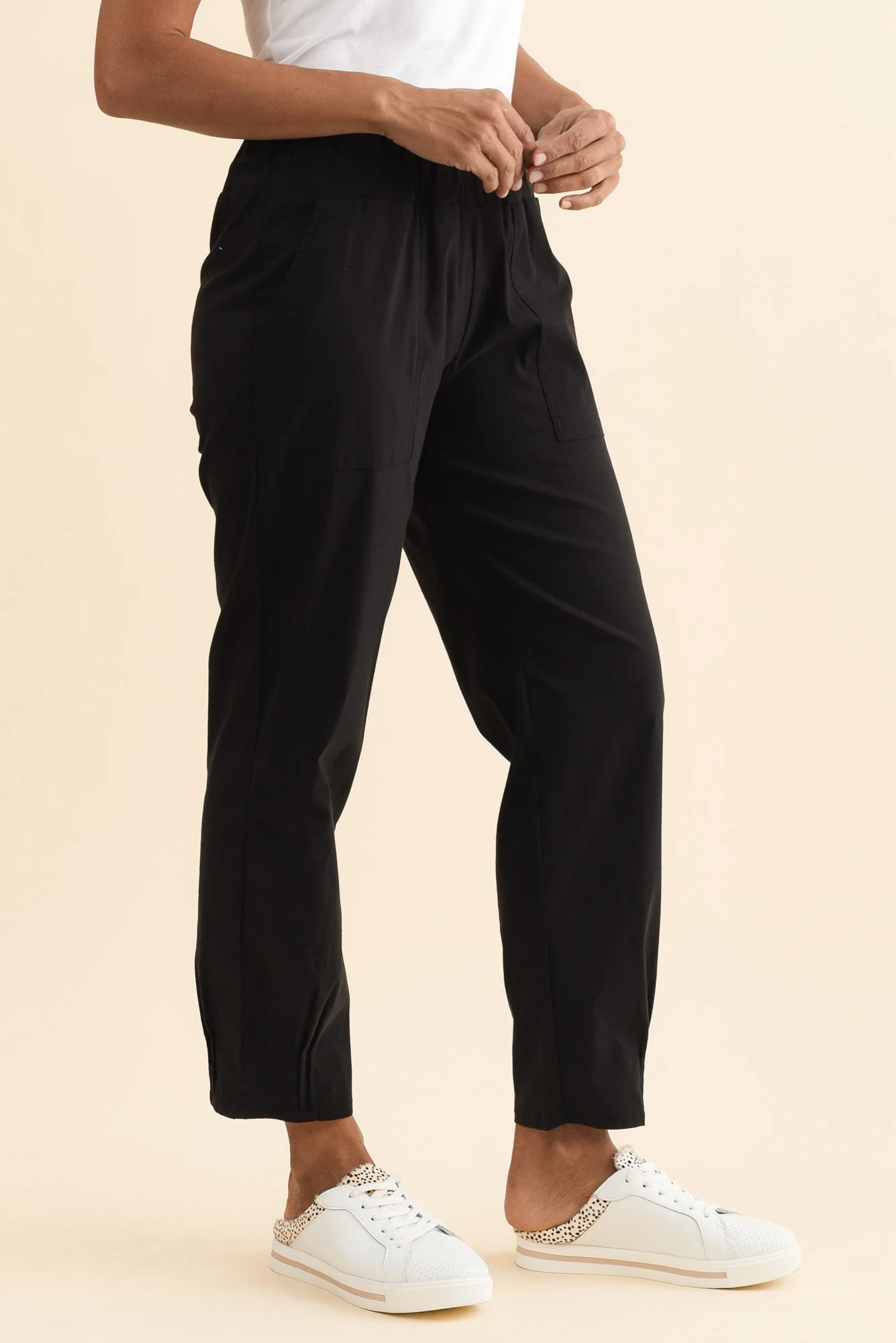 Air-Lite Black Stretch Pocket Pants - Image 4