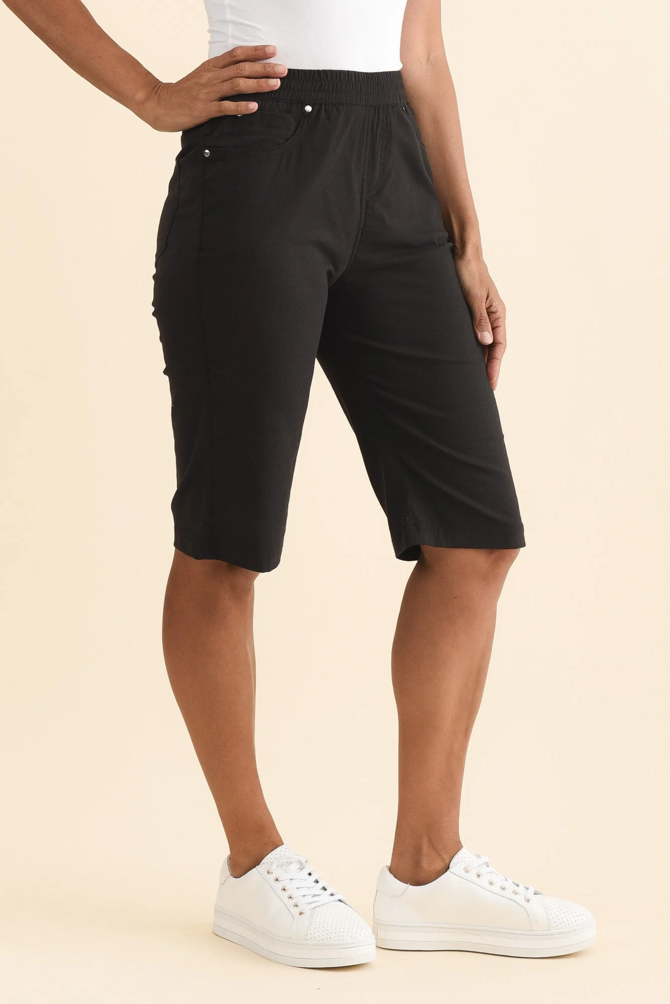 Air-Lite Black Stretch Pocket Shorts - Image 3