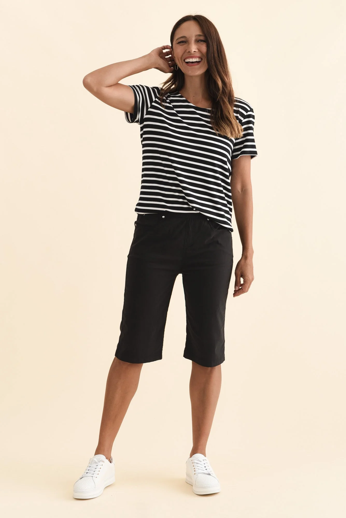 Air-Lite Black Stretch Pocket Shorts - Image 6