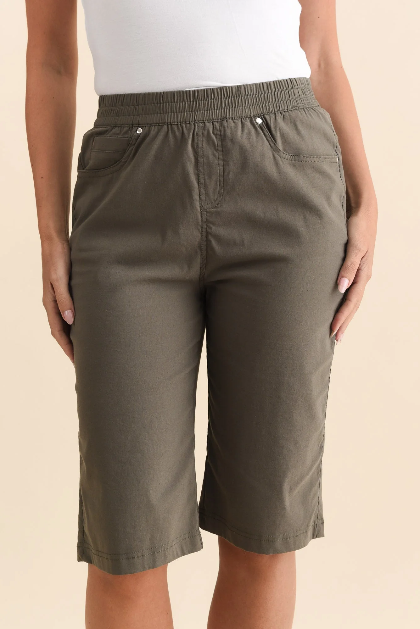 Air-Lite Olive Stretch Pocket Shorts - Image 6