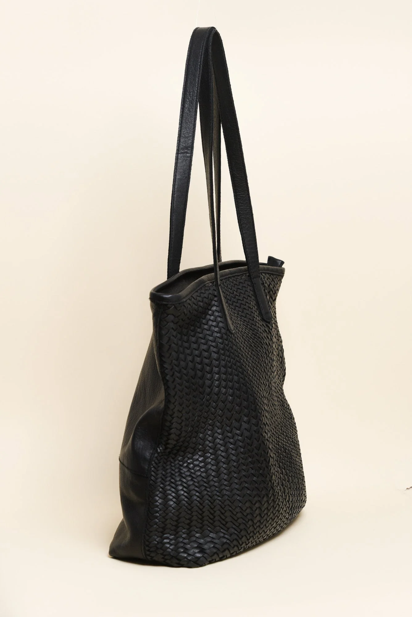 Aleana Navy Quilted Tote Bag - Image 4