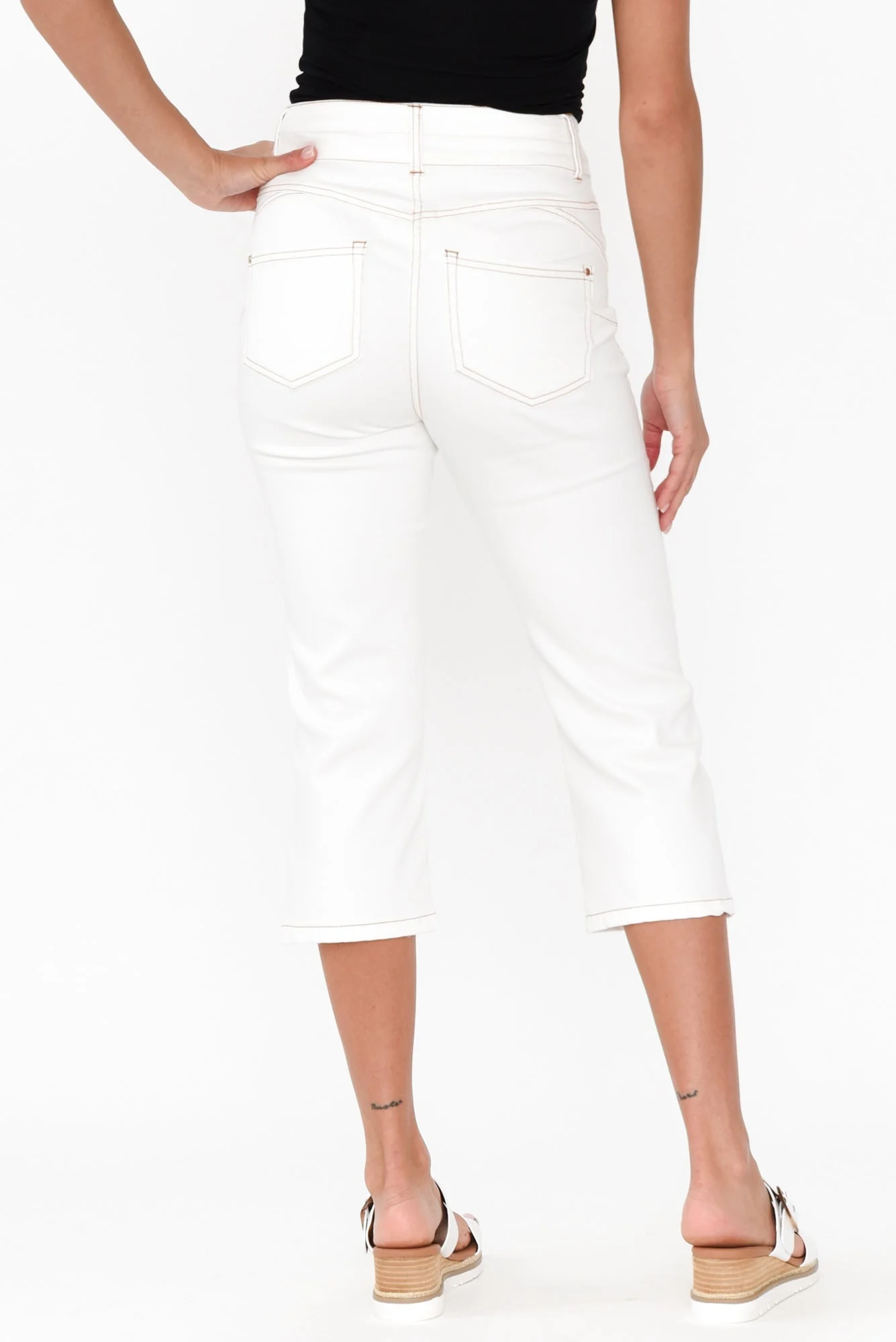 Alessi White Cropped Jeans - Image 4