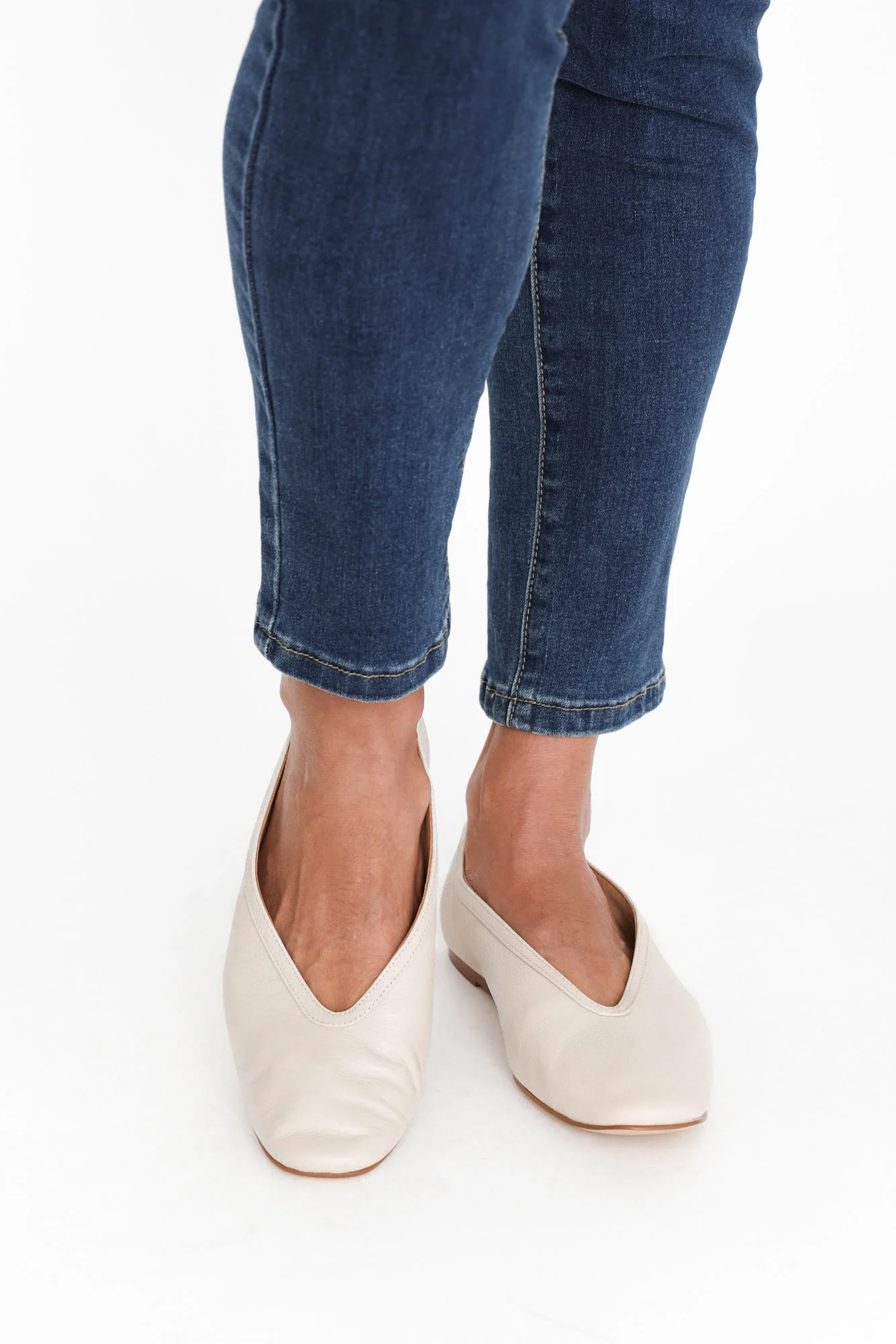 Anita Bone Leather Ballet Flat - Image 5
