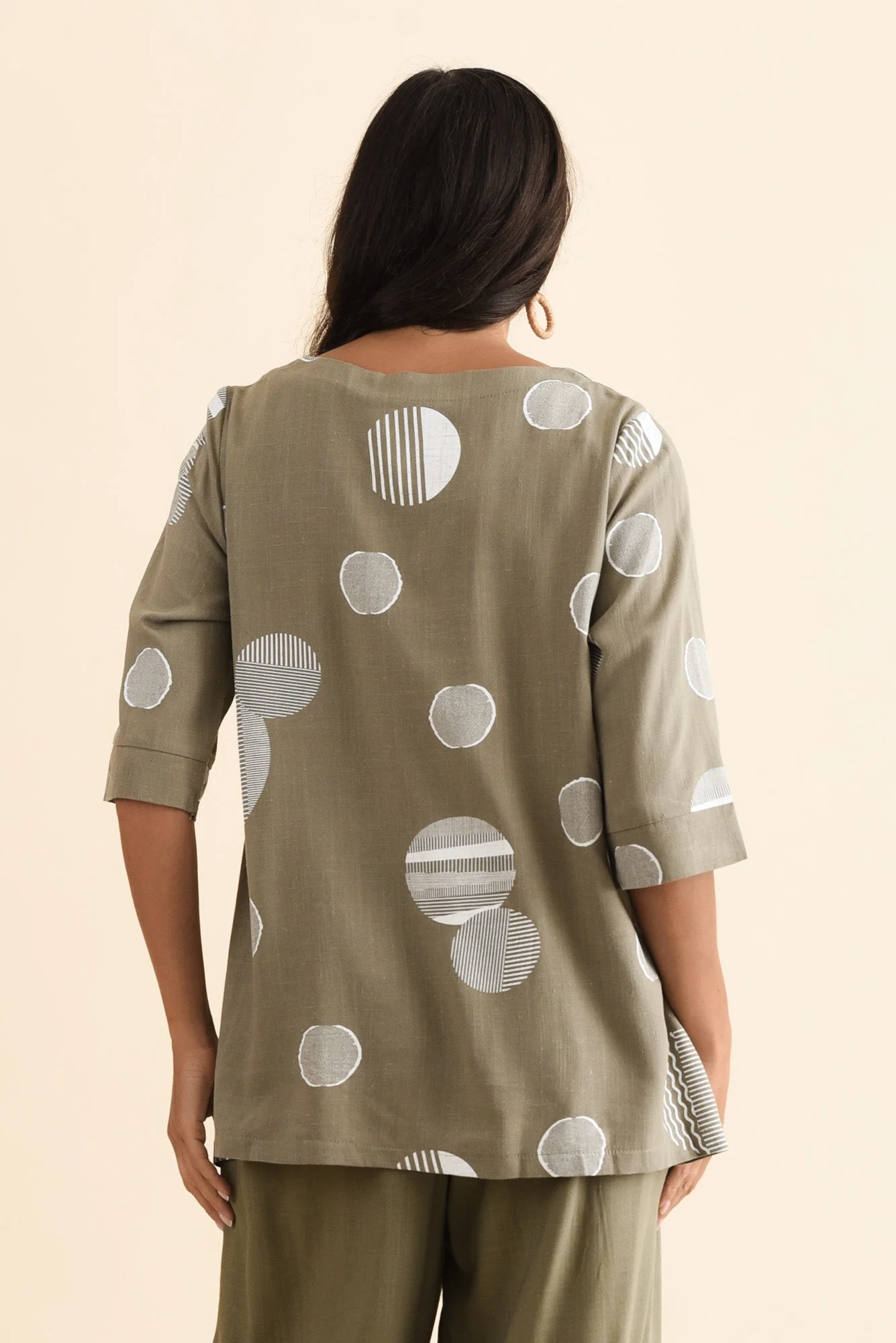 Anya Olive Spot Linen Cotton Top - Image 4