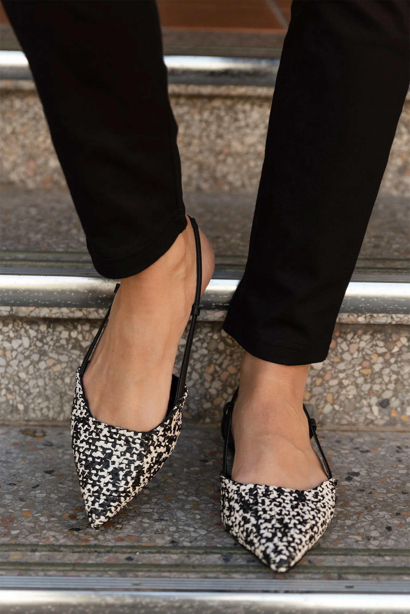 Ava Black Leather Slingback Mule - Image 7
