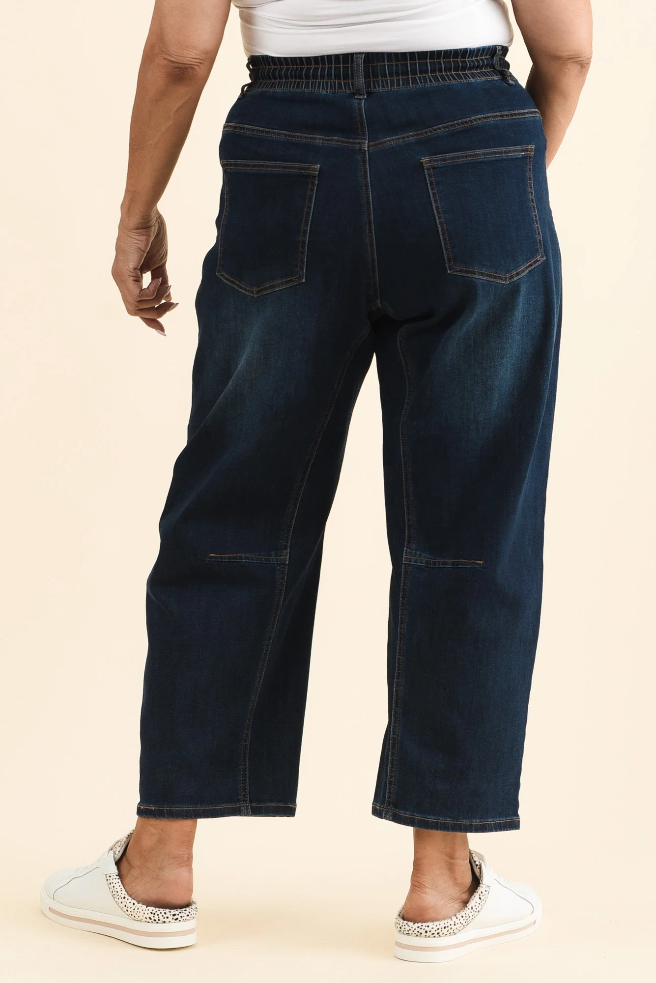 BB Barrel Dark Blue Jeans - Image 11