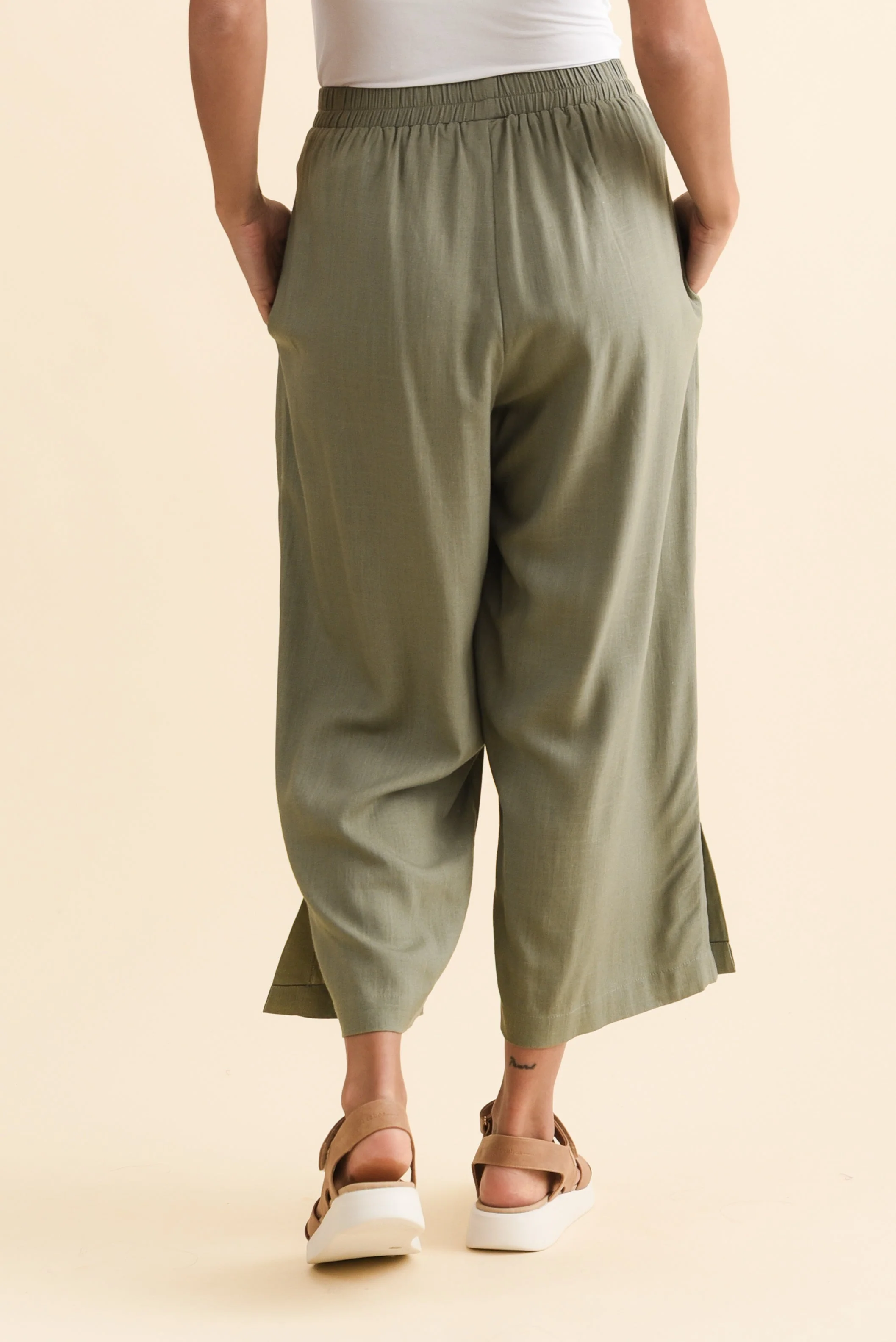 Belinda Khaki Linen Blend Cropped Pants - Image 4
