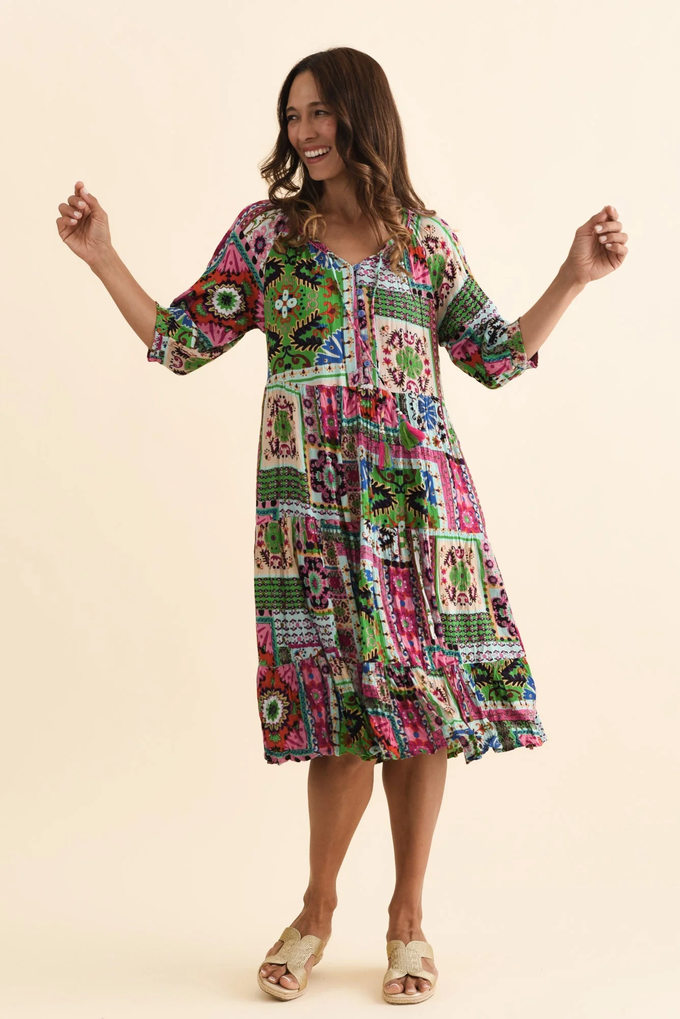 Belmira Green Abstract Pocket Dress - Image 2