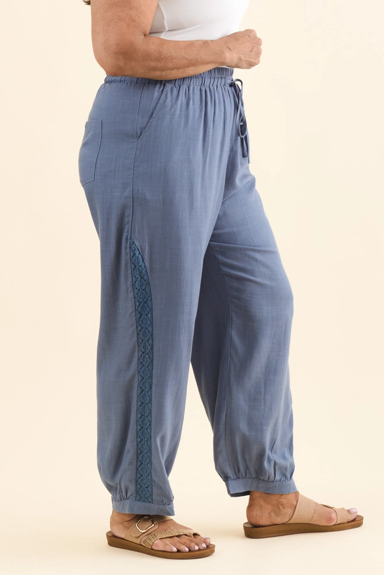 Beretta Steel Lace Linen Blend Pants - Image 10