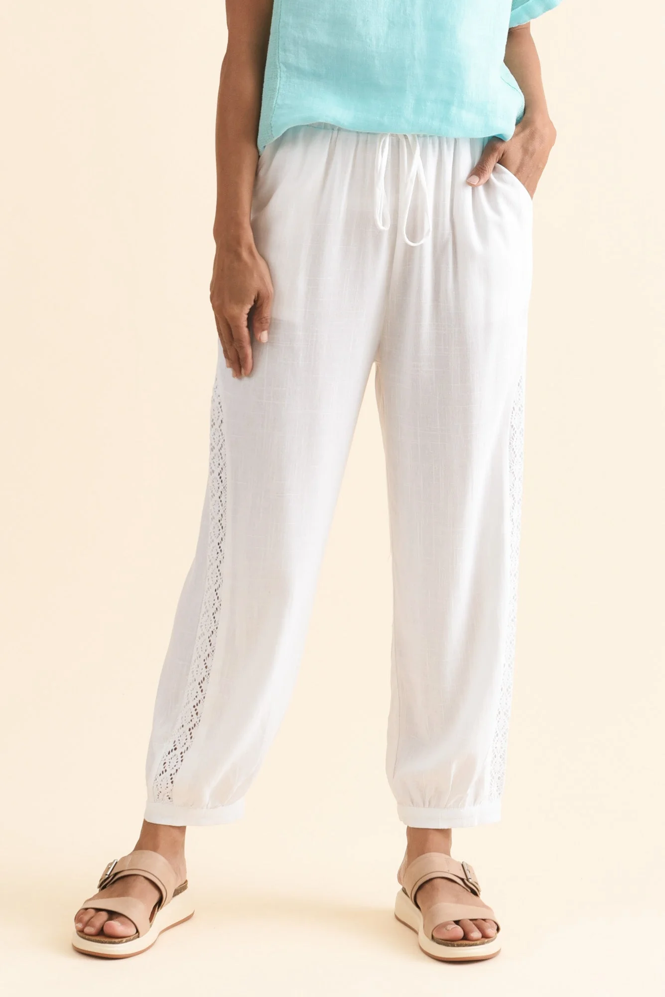 Beretta White Lace Linen Blend Pants - Image 2