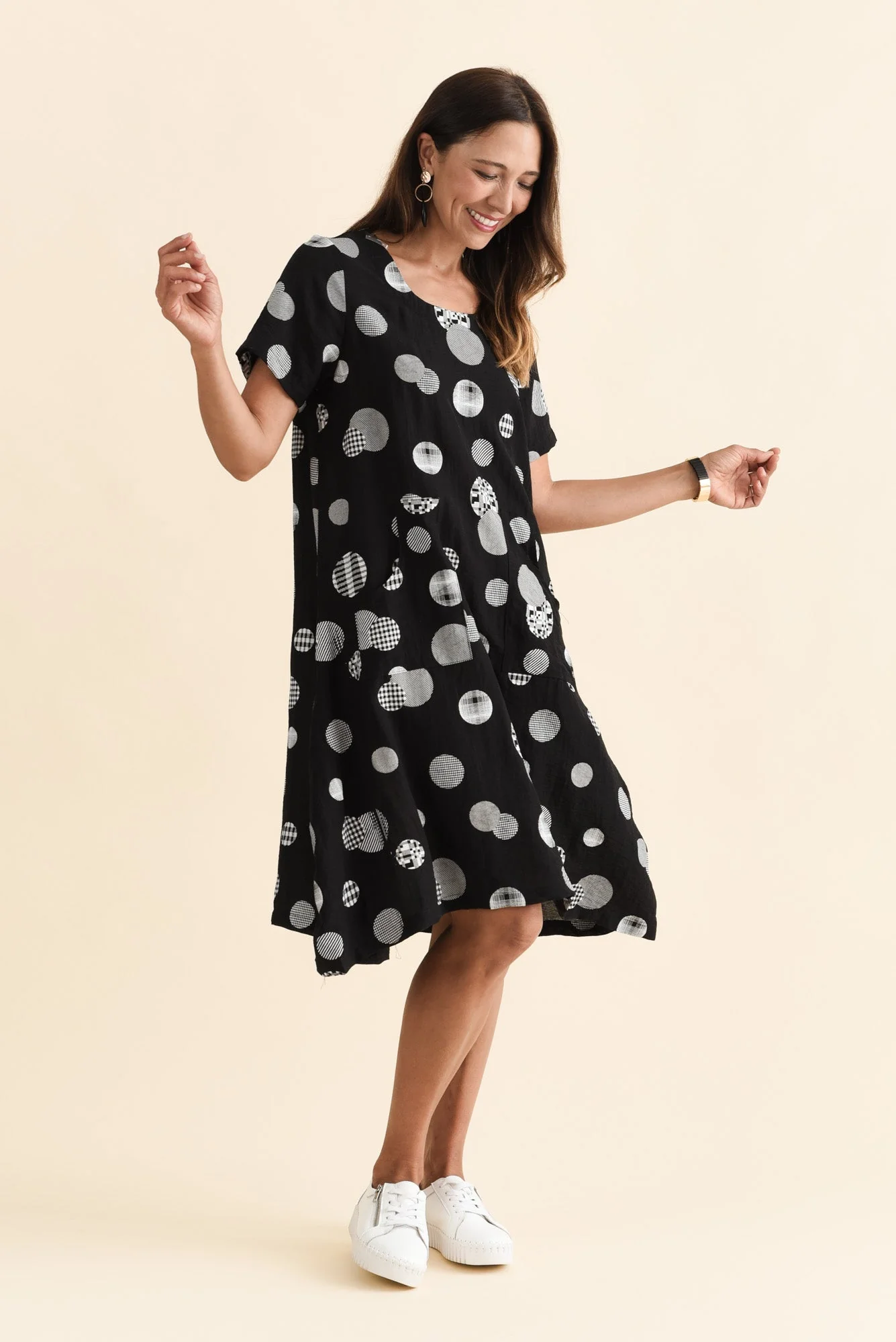 Bexley Black Spot Pocket Dress - Image 6