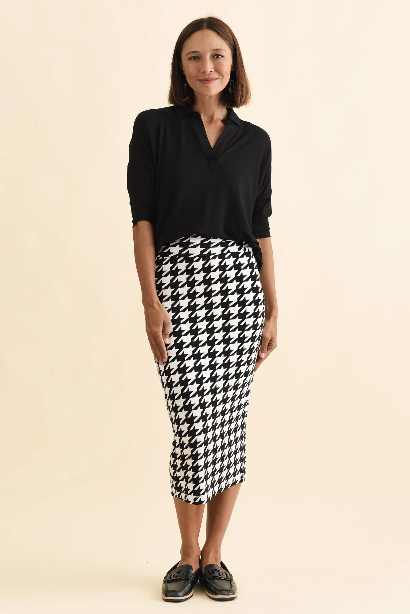 Black Houndstooth Bamboo Maxi Tube Skirt - Image 6
