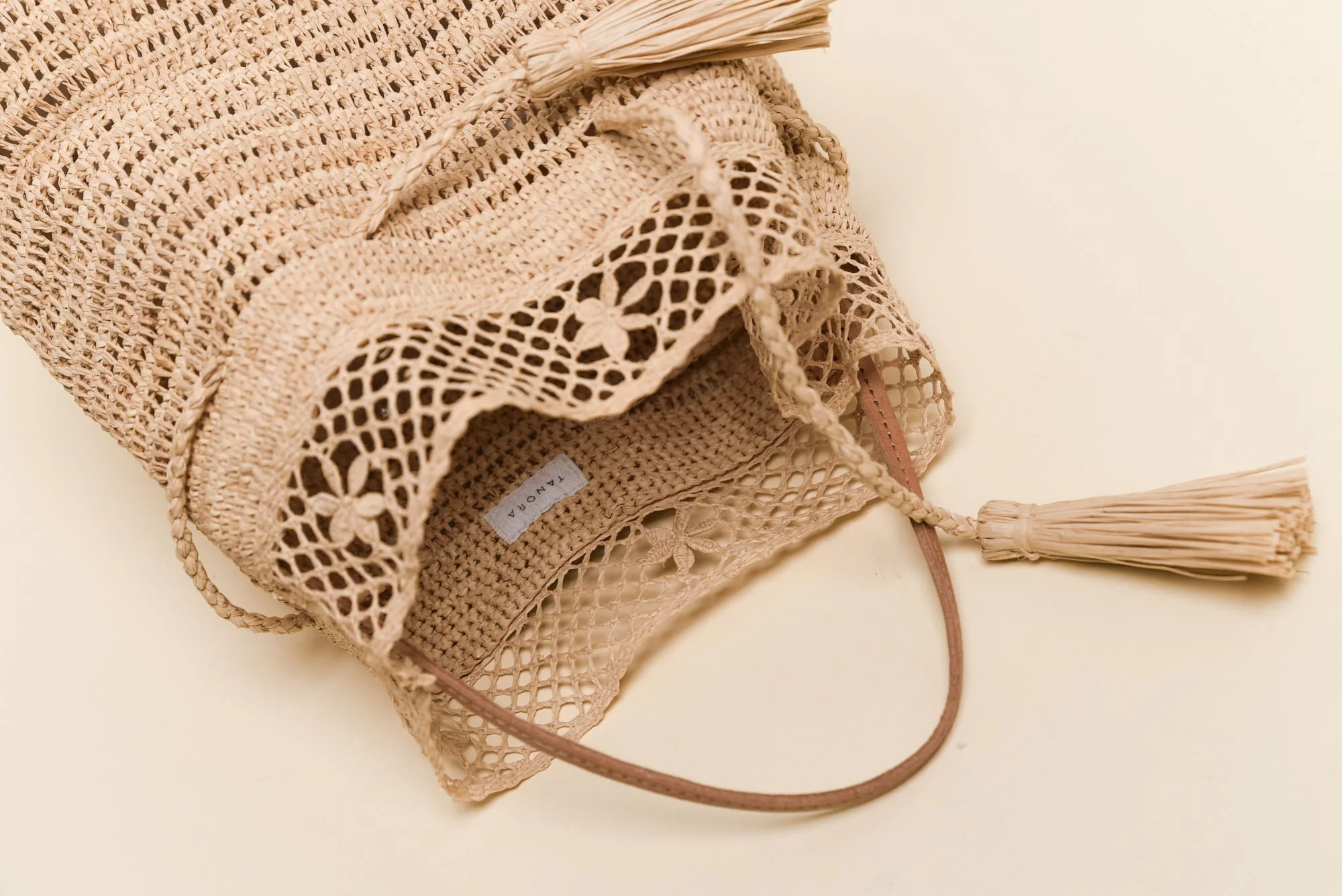 Bombo Natural Raffia Handbag - Image 3