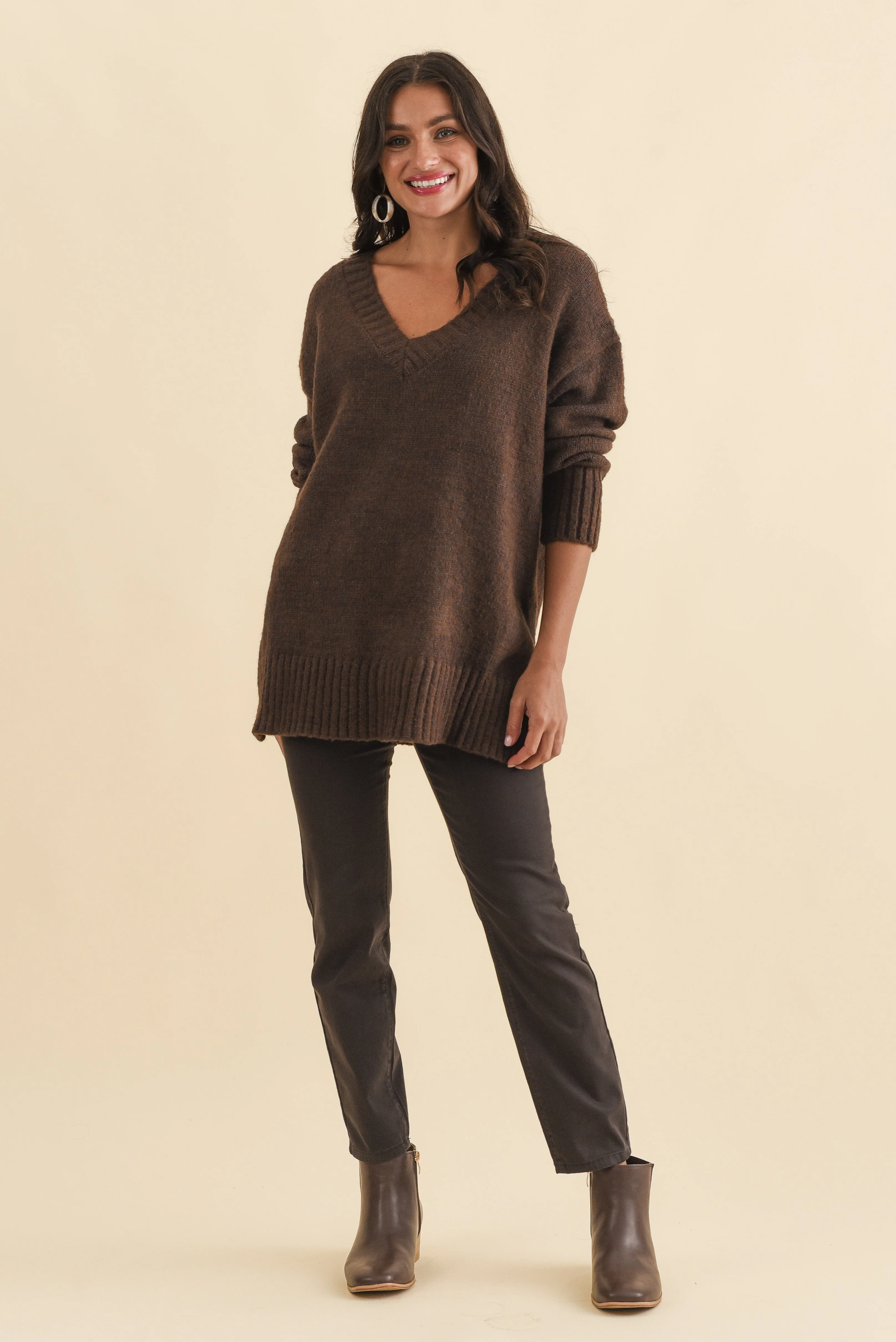 Brilla Chocolate V Neck Sweater - Image 6