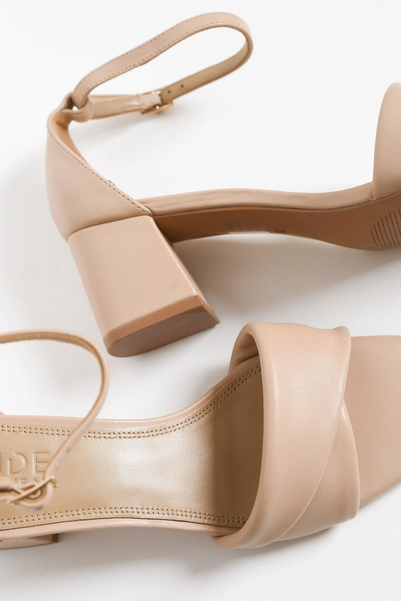 Britt Nude Leather Heel - Image 6