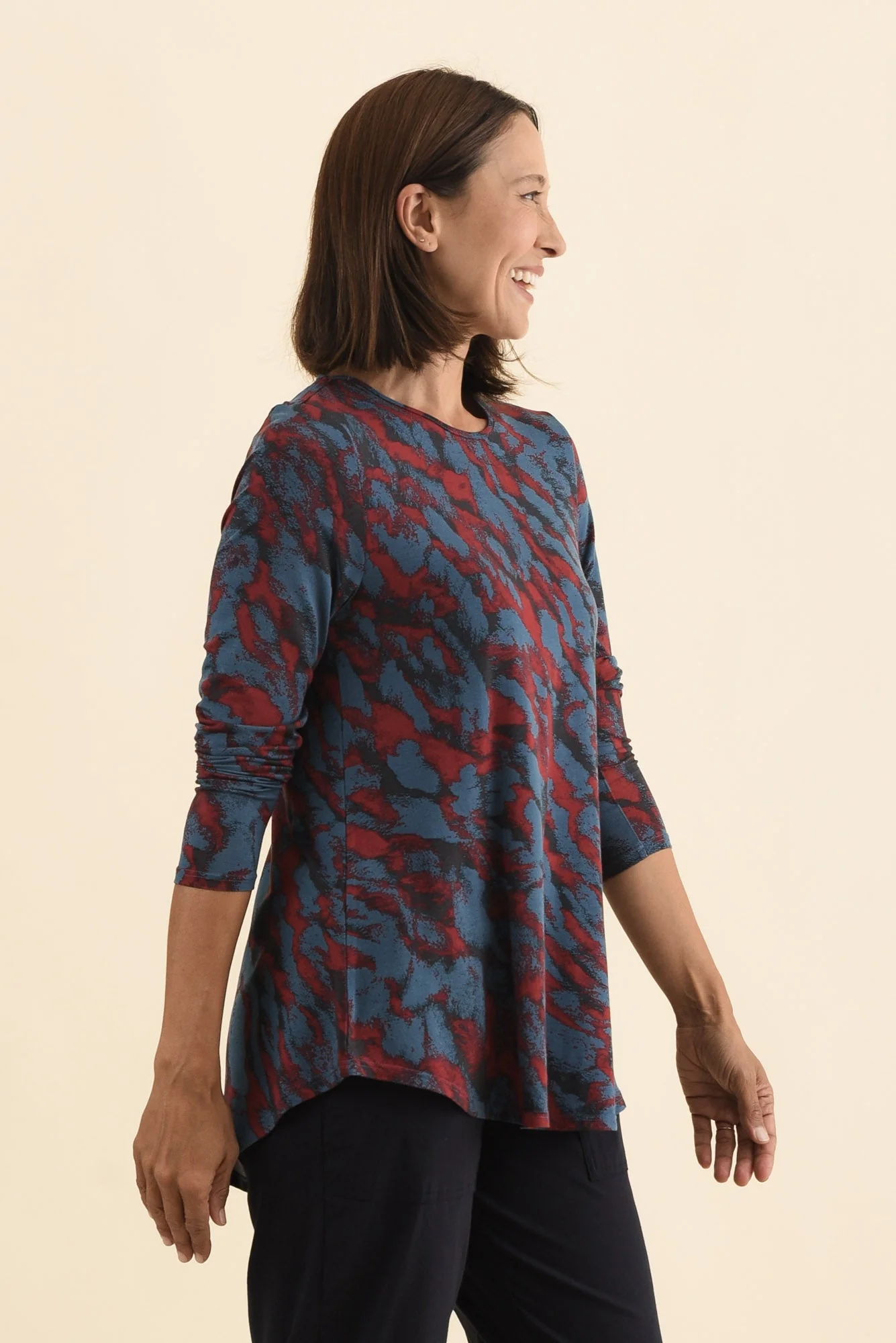 Buttery Carla Red Brushstroke Top - Image 3