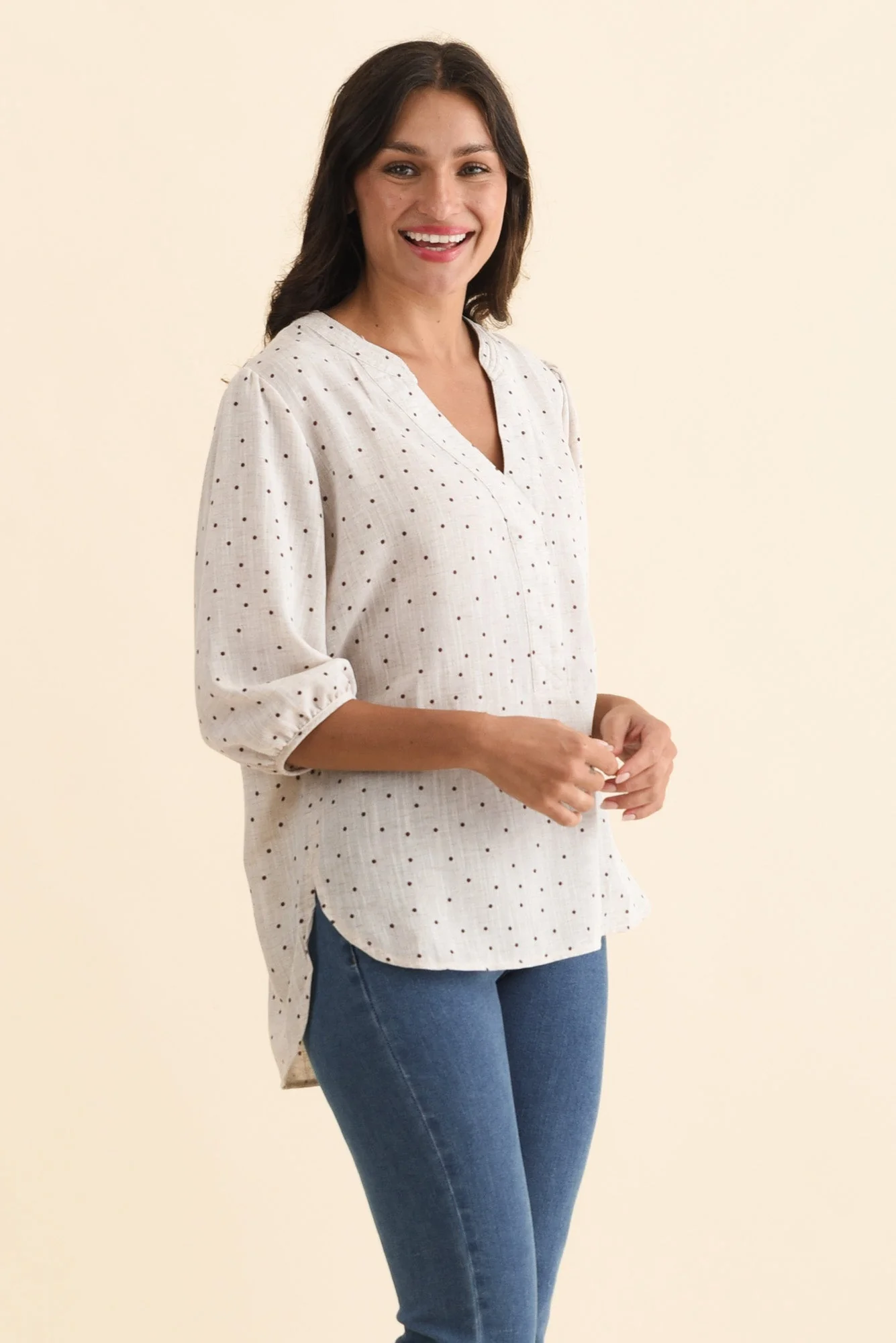 Carmin Beige Spot Linen Blend Top - Image 3