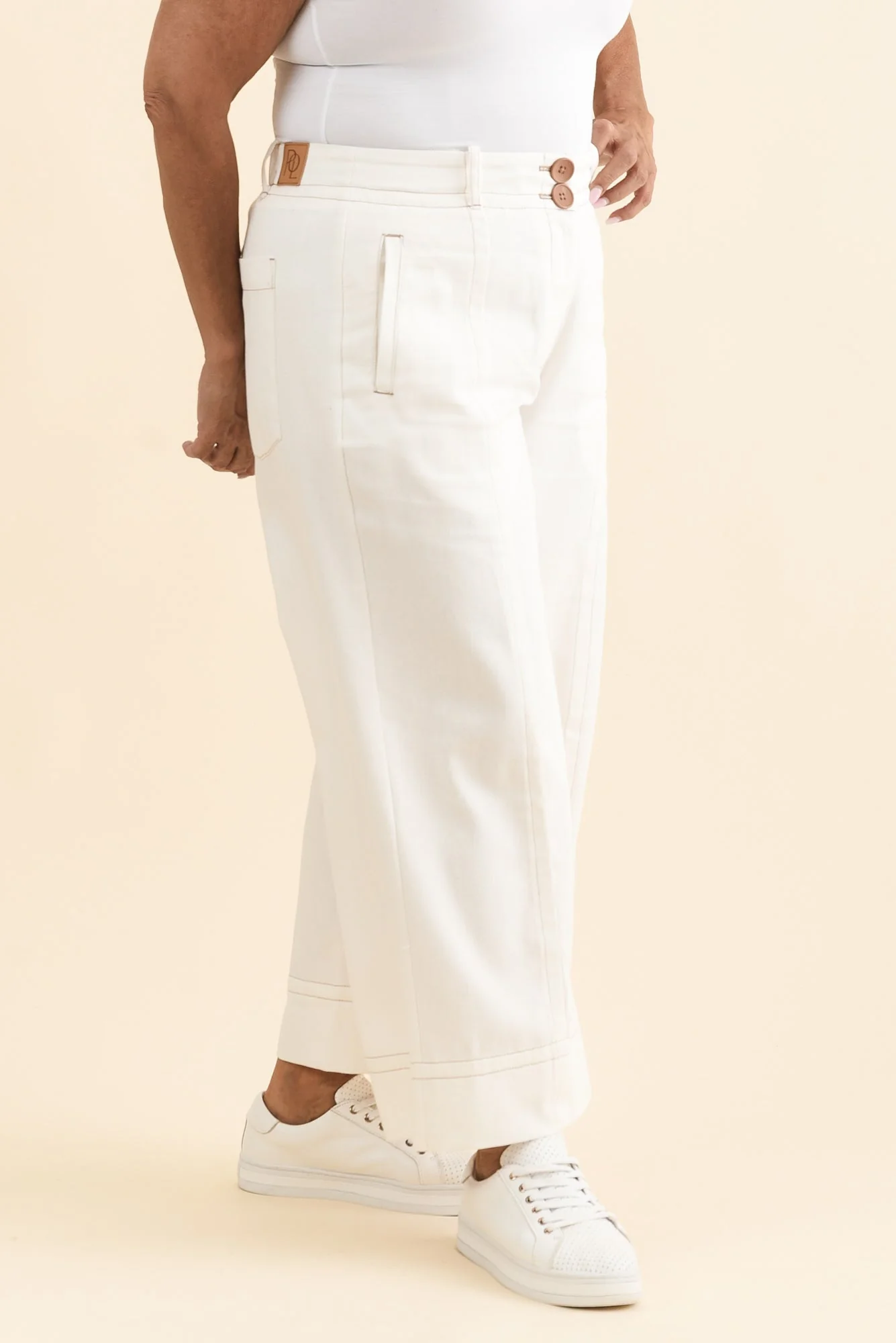 Carsen Cream Wide Leg Jeans - Image 10
