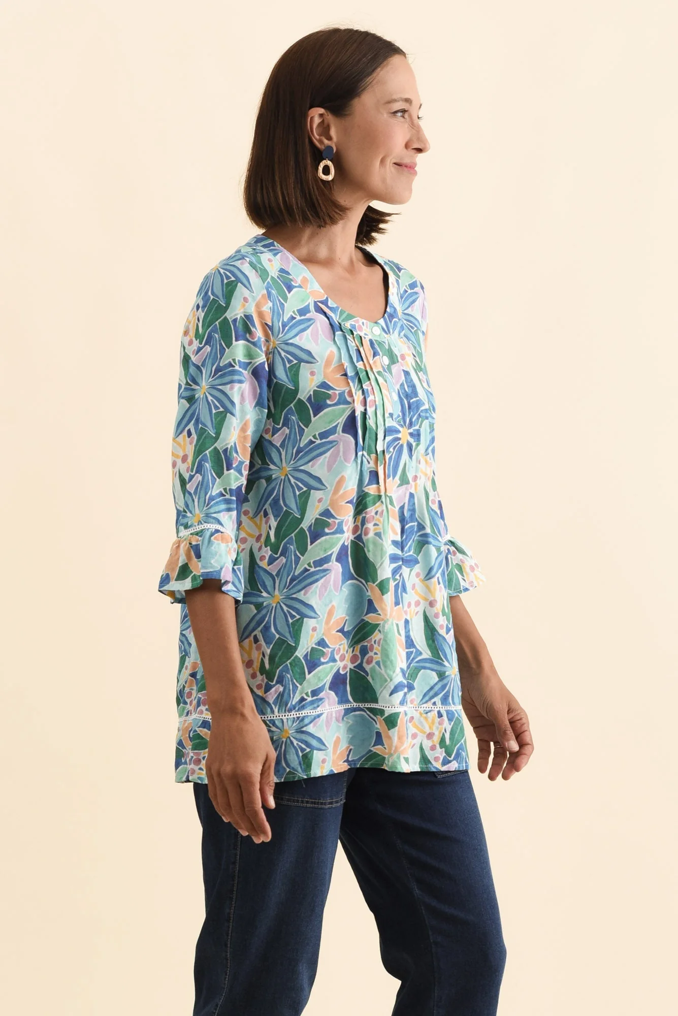 Cassidy Blue Garden Cotton Sleeved Top - Image 4