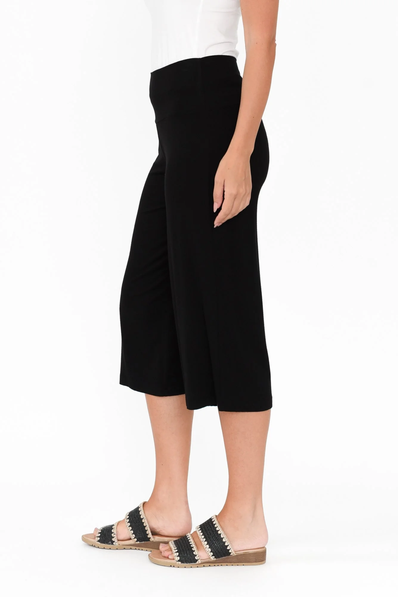 Cassie Black Bamboo Cropped Pants - Image 4