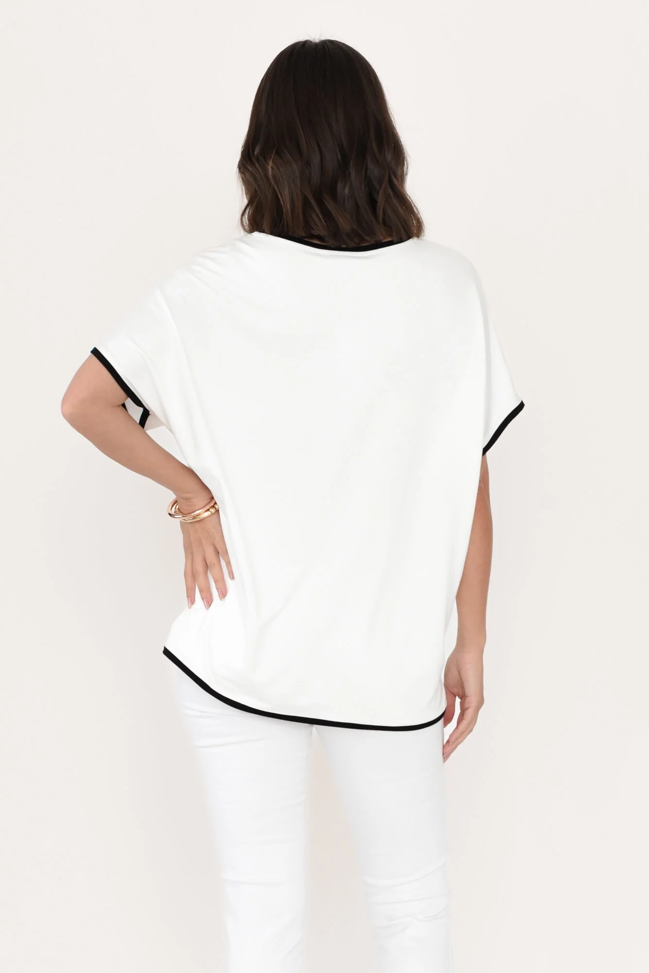 Clara White Contrast Black Trim Tee - Image 4