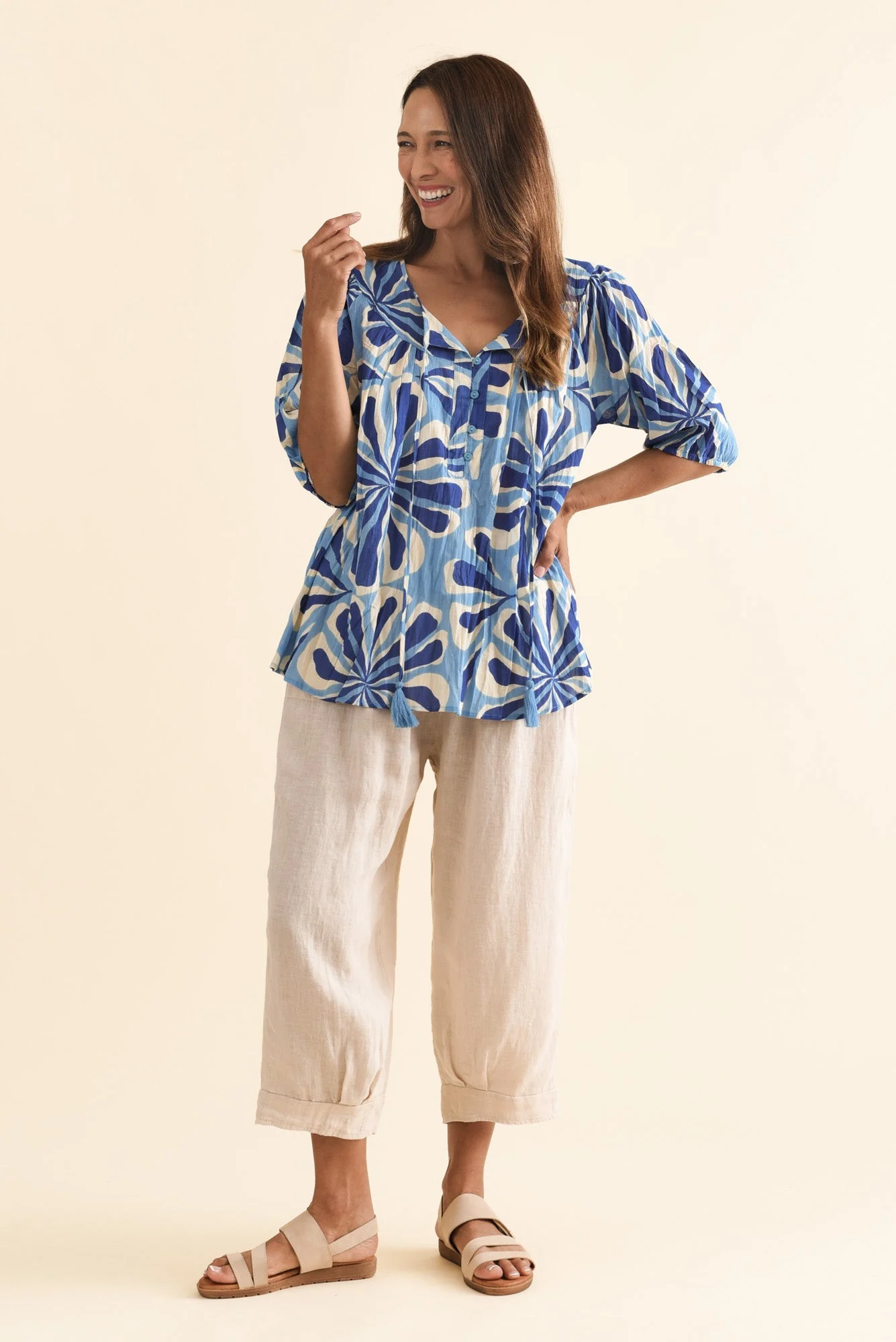 Claris Blue Daisy Crinkle Cotton Top - Image 6