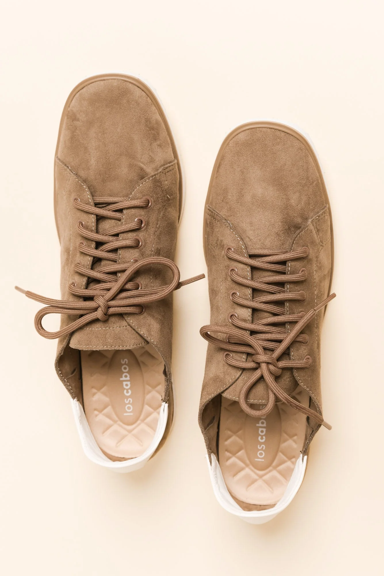 Cuavella Tan Suede Sneaker - Image 3