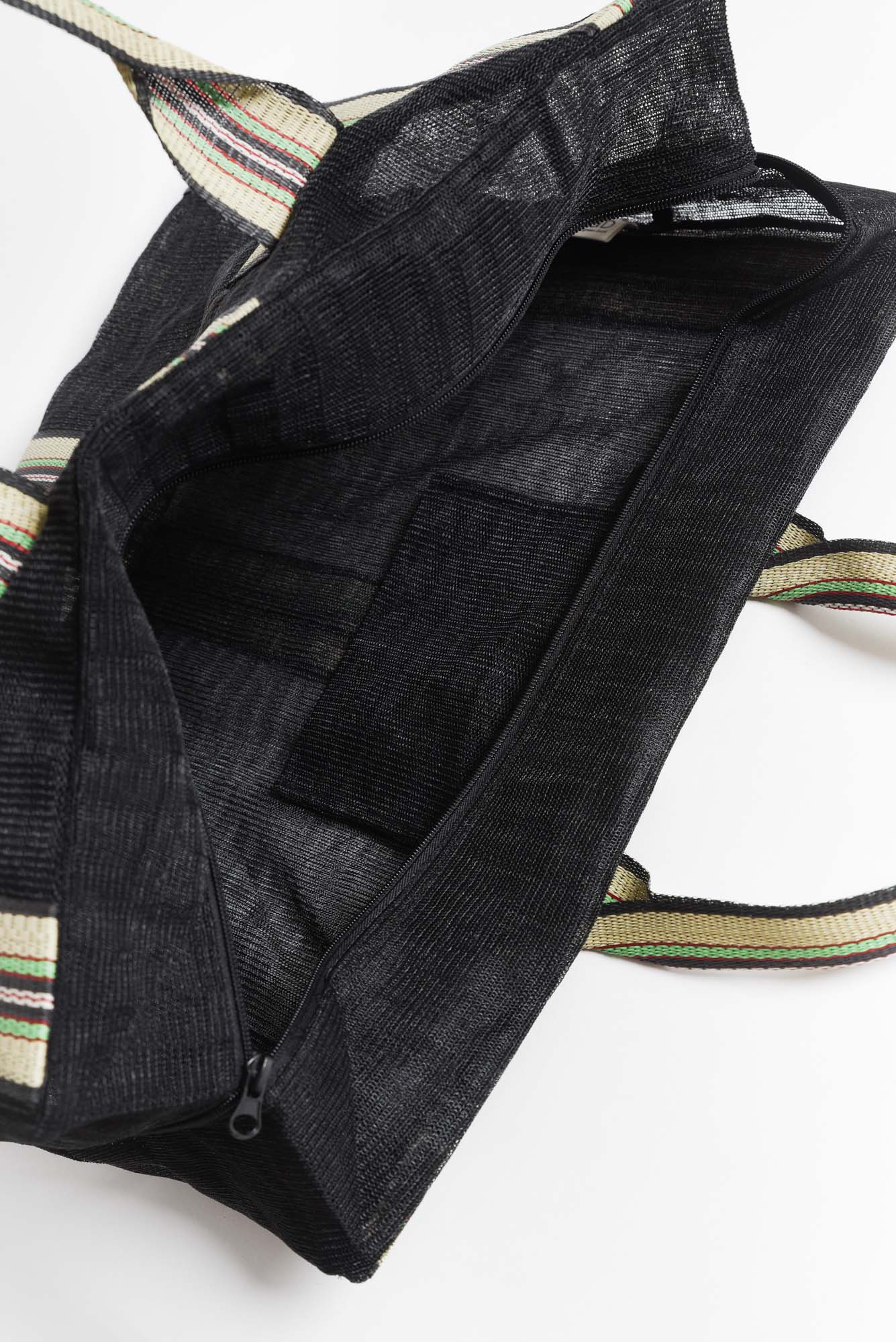 Cupid Black Mesh Tote Bag - Image 3
