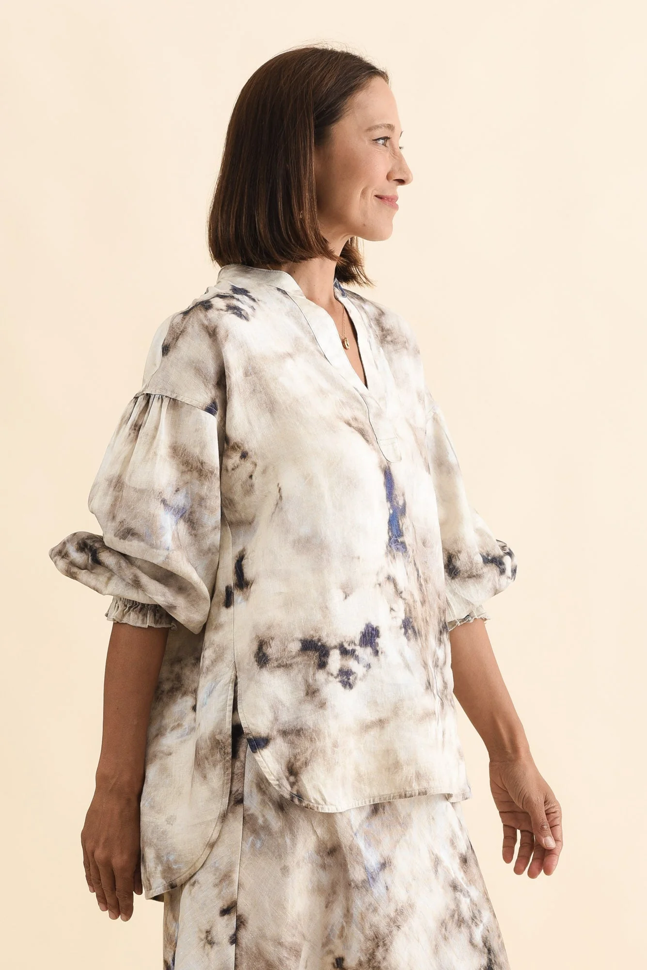 Curio Taupe Abstract Linen Blouse - Image 3