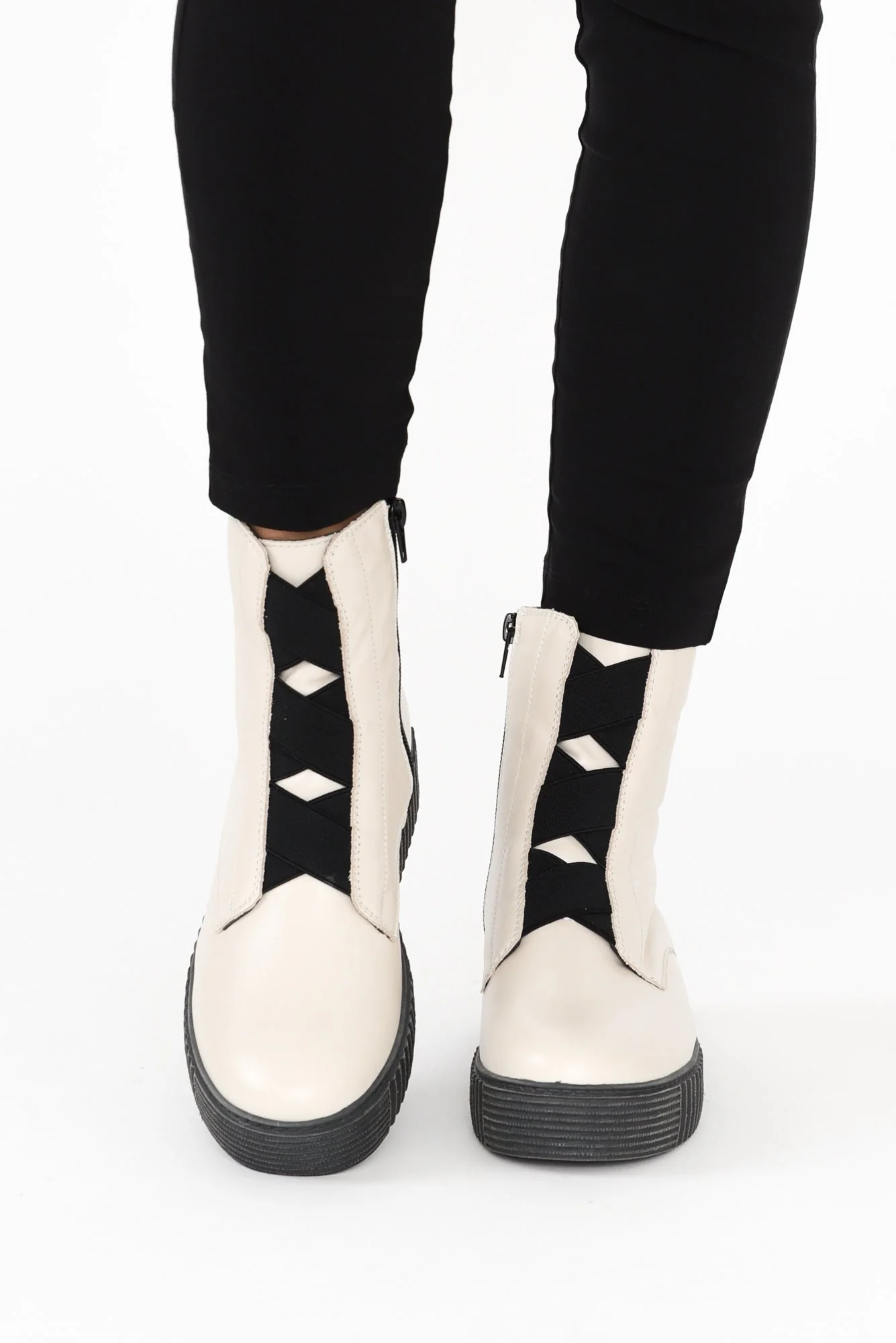 Date Cream Leather Platform Boot - Image 6