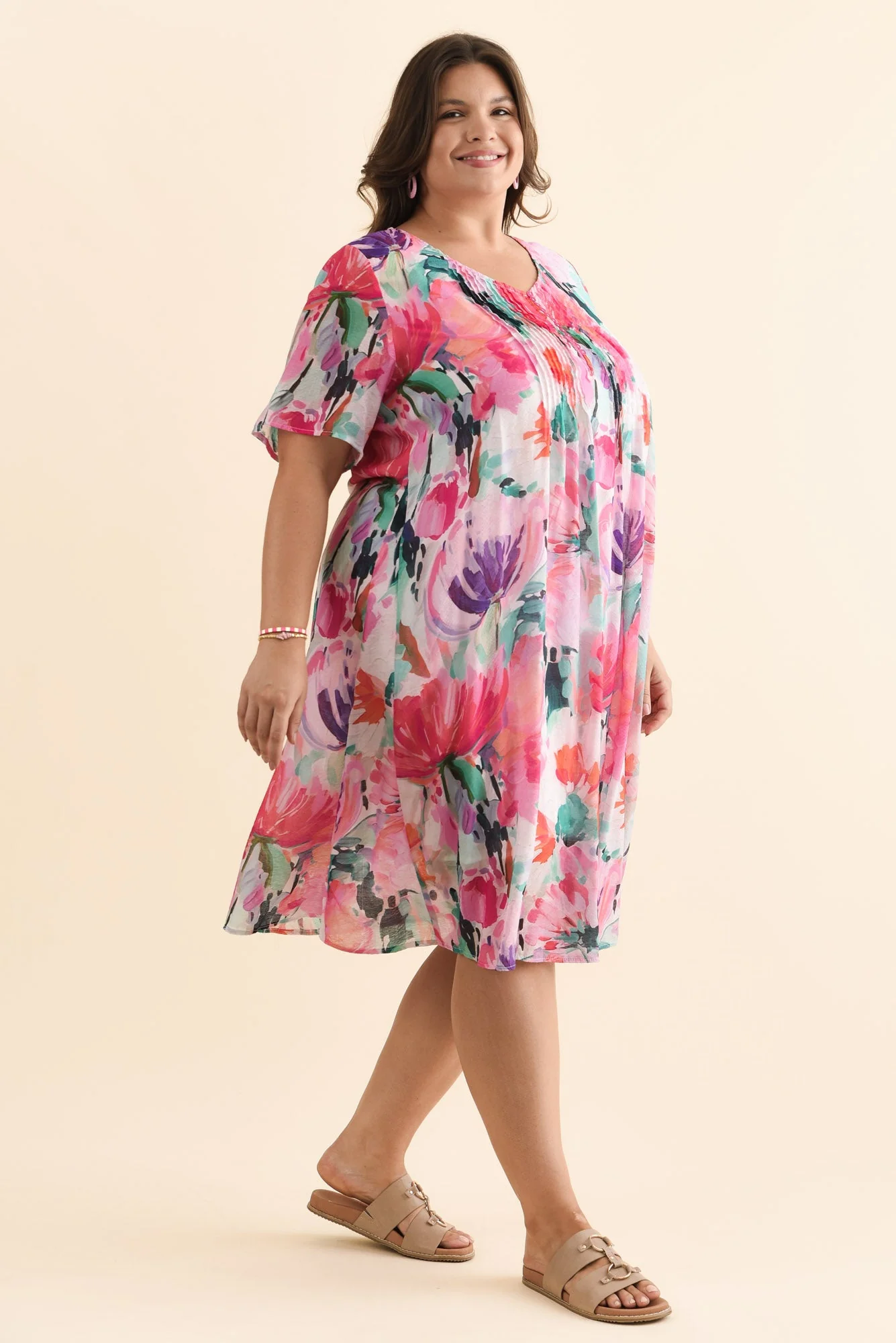 Debbie Pink Floral Pleated Dress - Image 10