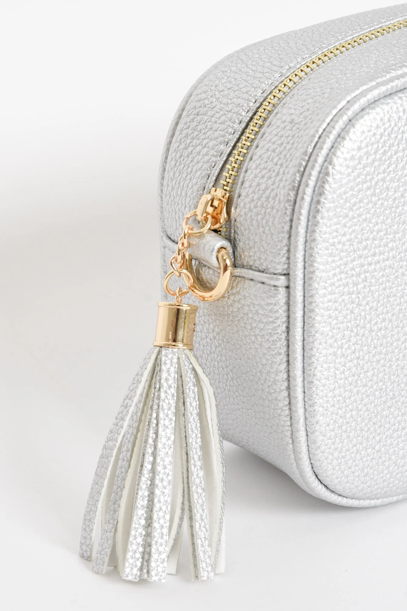 Dell Silver Crossbody Bag - Image 2