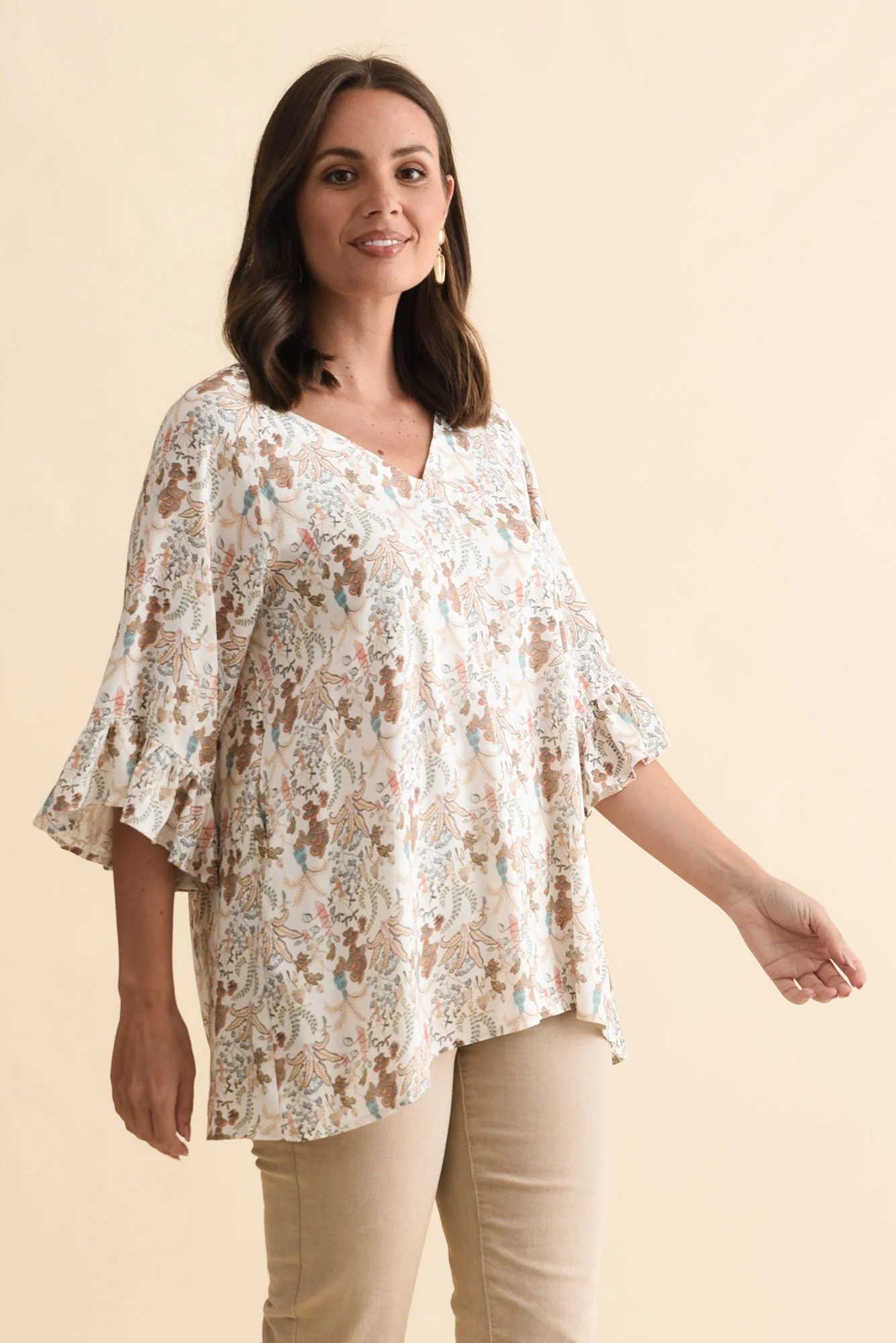Diona Cream Garden Frill Sleeve Top - Image 3