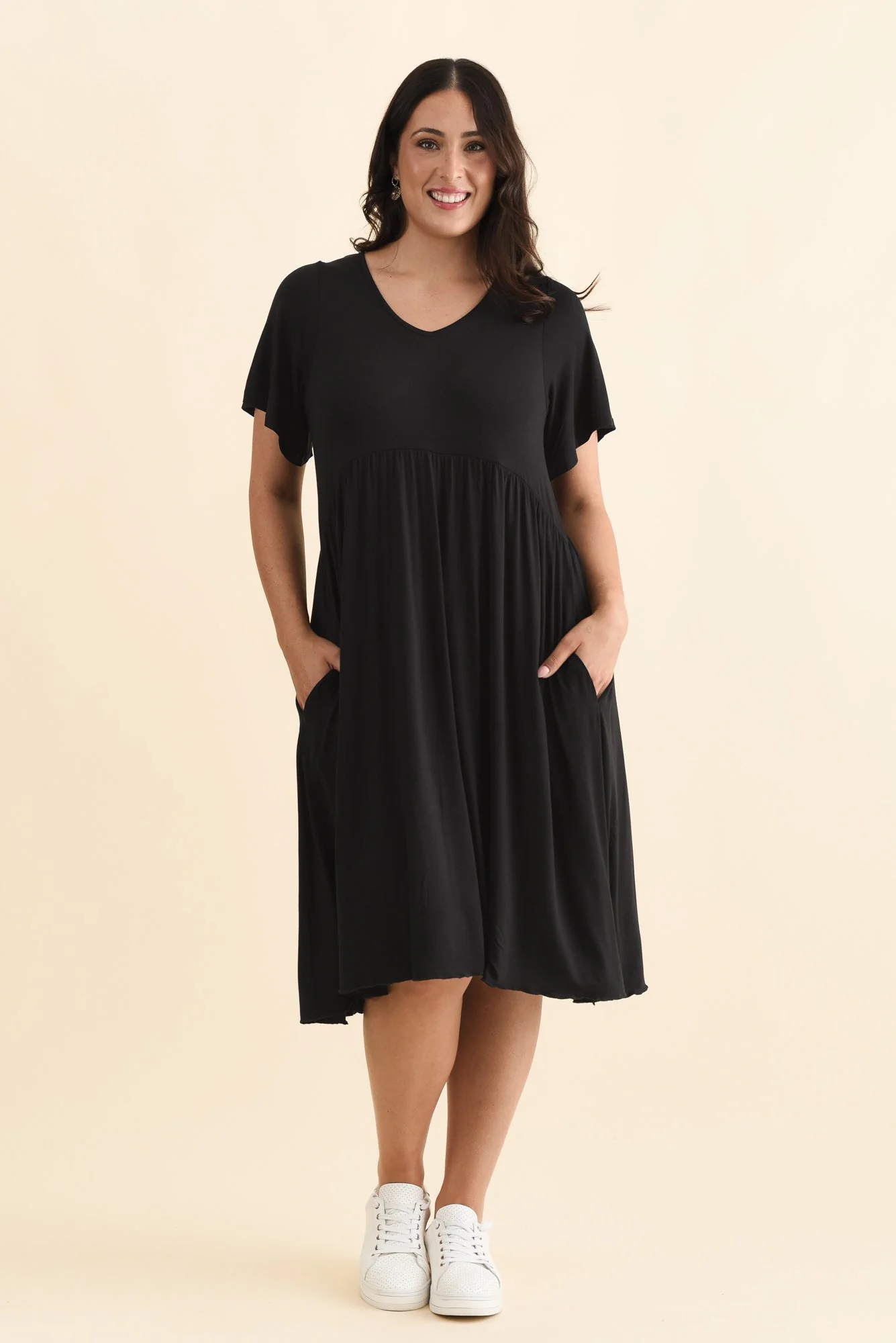 Donna Black Gathered Dress - Image 8