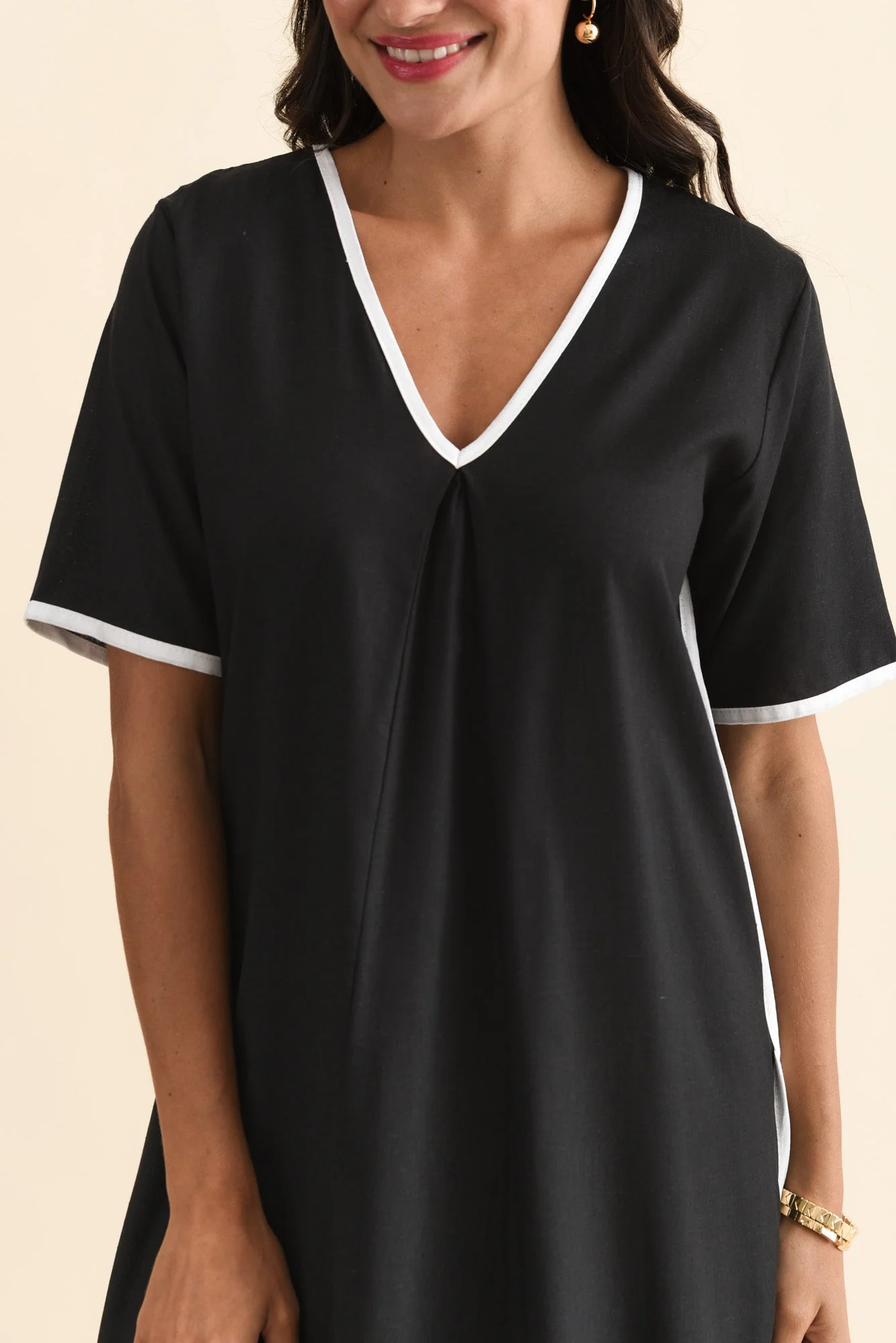 Dorcas Black Contrast V Neck Dress - Image 5