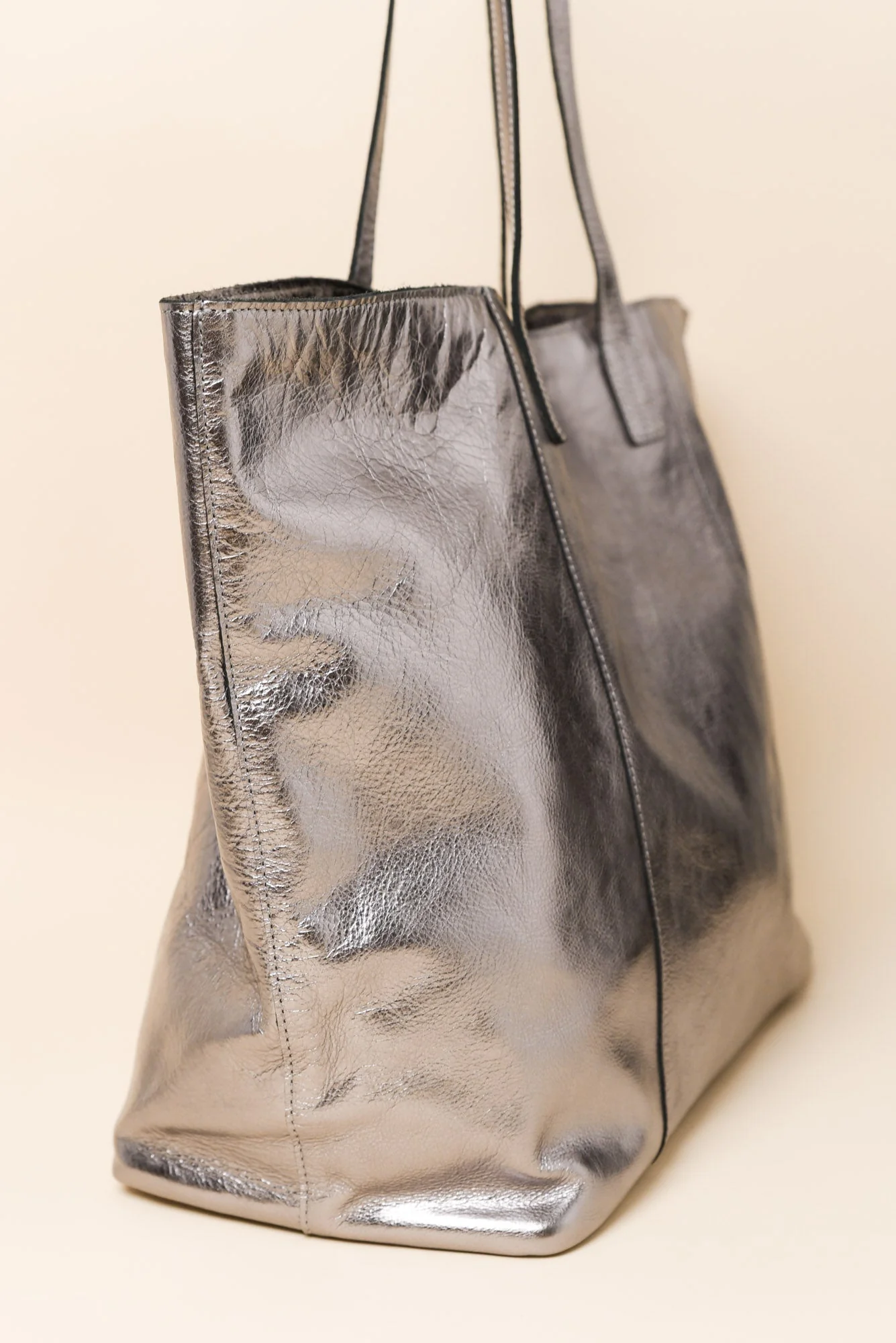 Elara Grey Metallic Tote Bag - Image 2