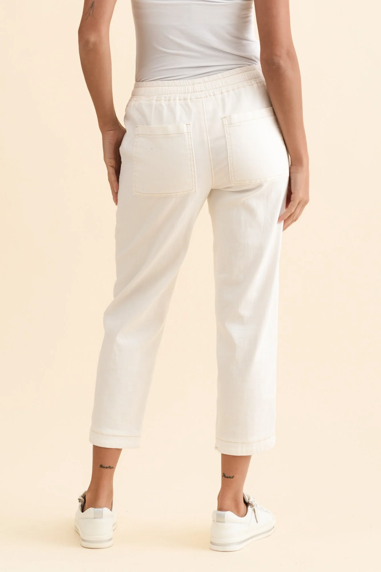 Eliana White Cotton Stretch Jeans - Image 4