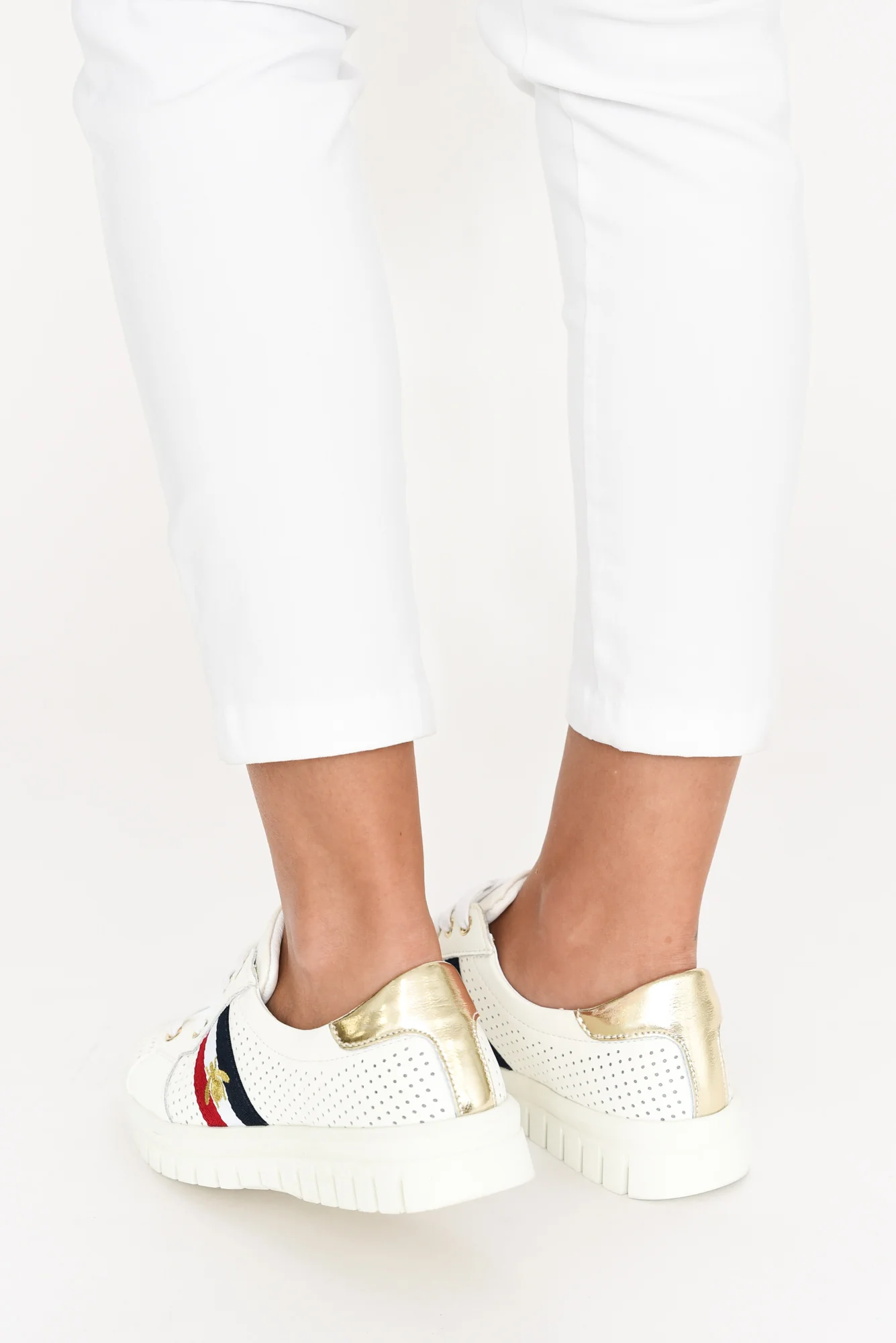 Elope White Bee Leather Sneaker - Image 8