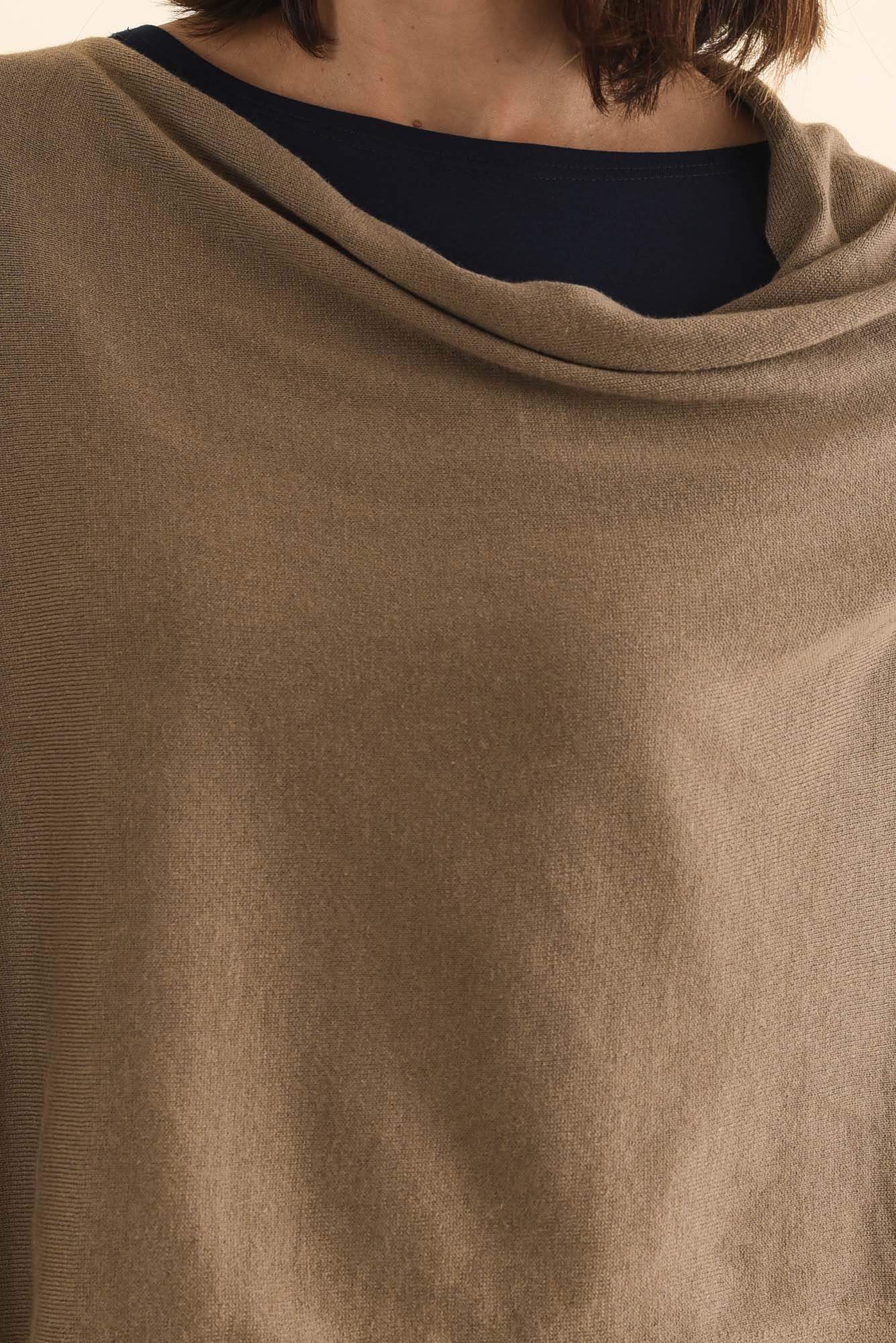 Elorie Khaki Cotton Cashmere Poncho - Image 5