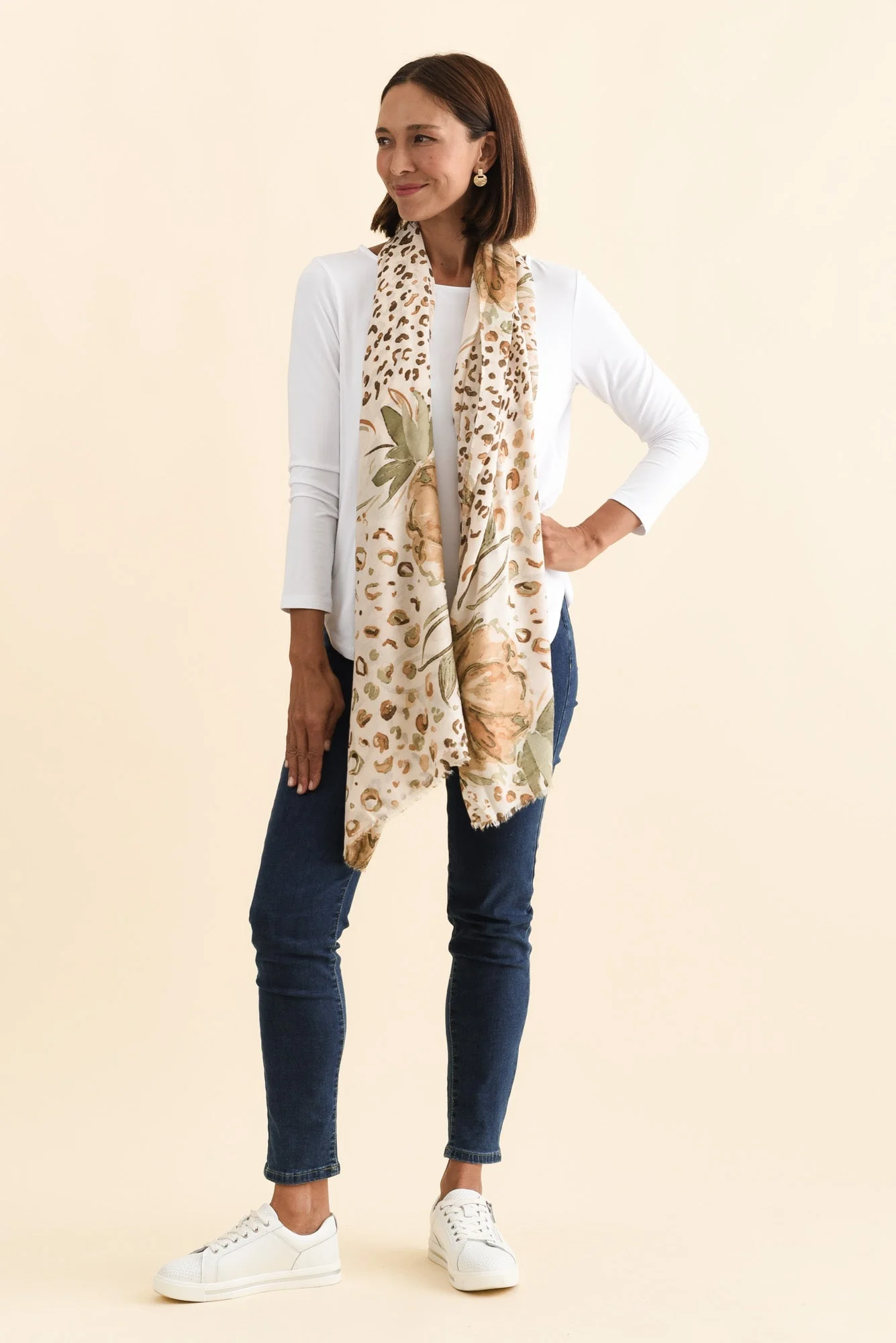 Elva Tan Leopard Scarf - Image 2
