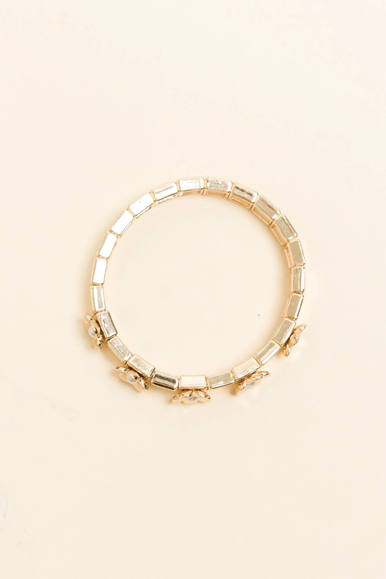 Emily Gold Flower Pearl Bracelet - Image 2