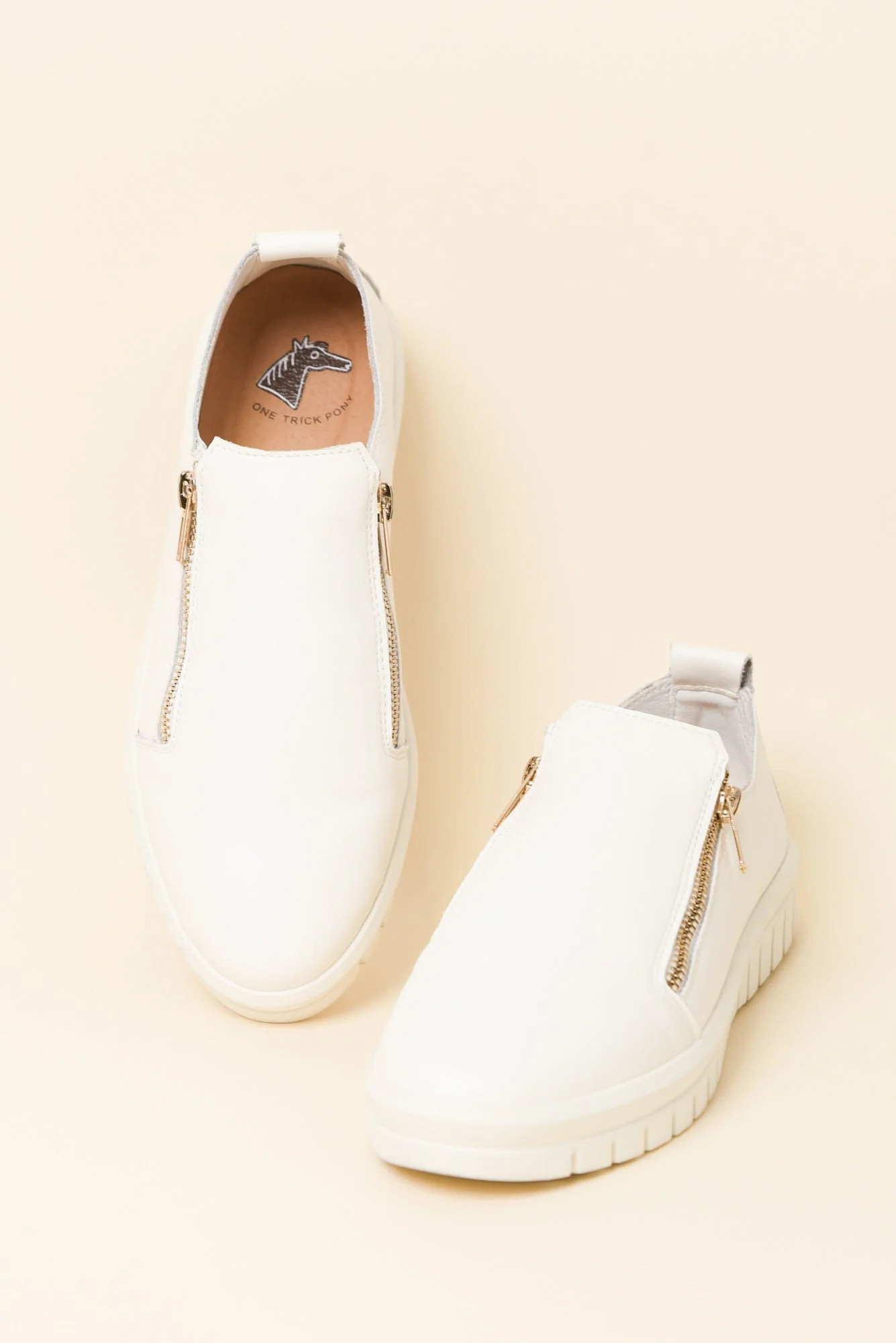 Enjoy White Leather Zip Sneaker - Image 3