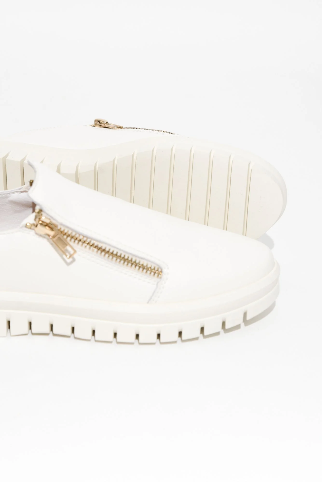 Enjoy White Leather Zip Sneaker - Image 4
