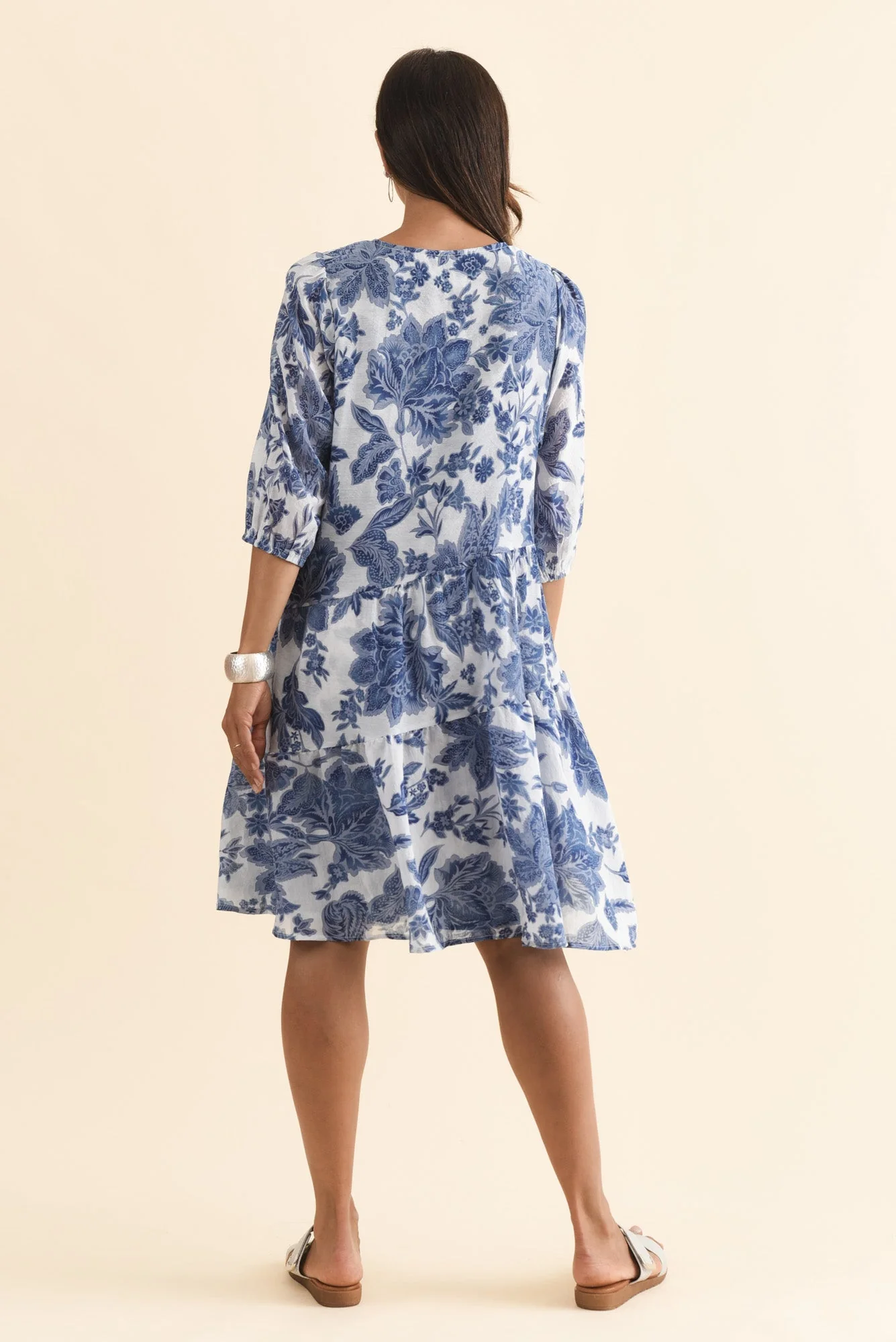 Esta Blue Floral Sleeved Dress - Image 4