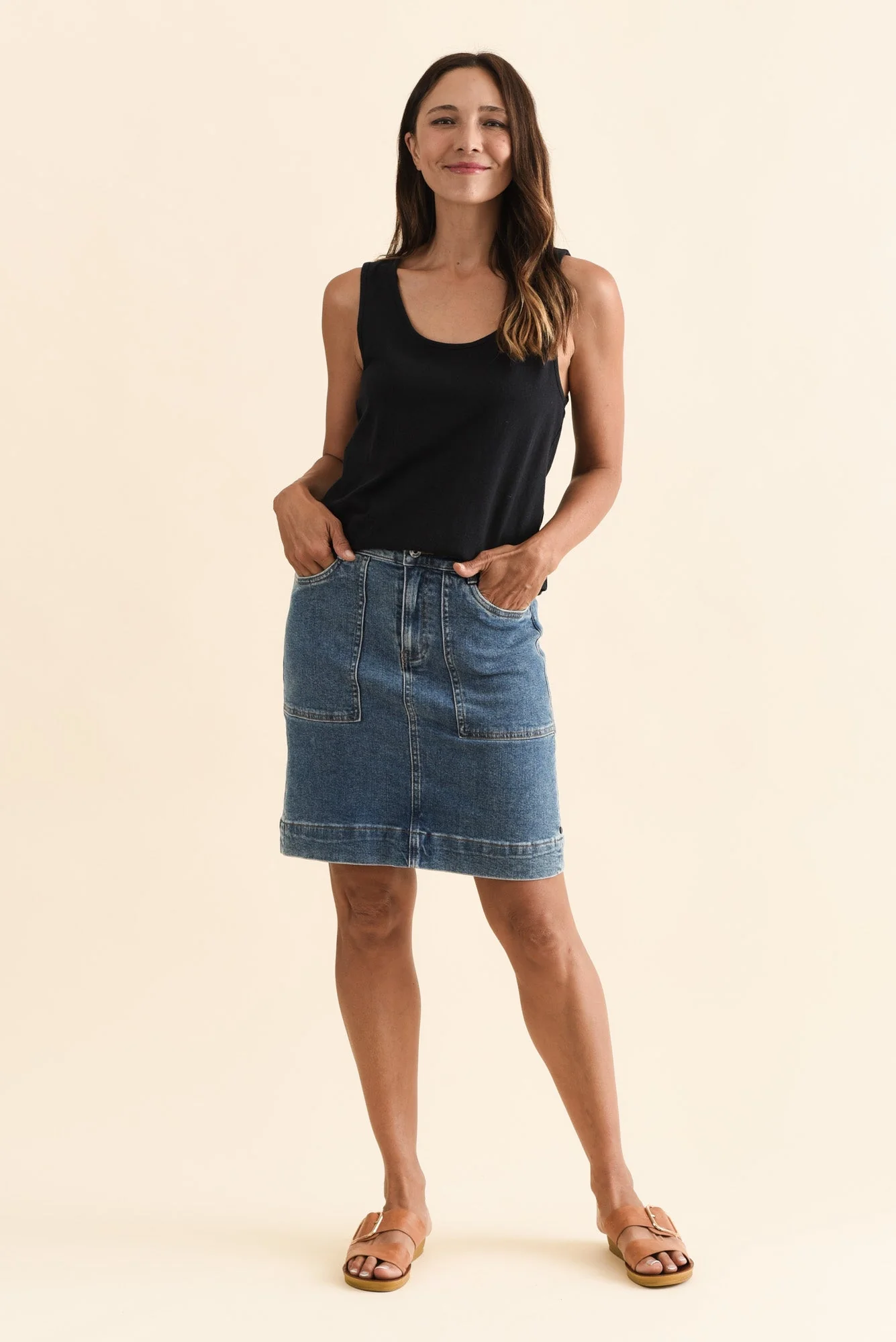 Evie Black Cotton Linen Tank - Image 6