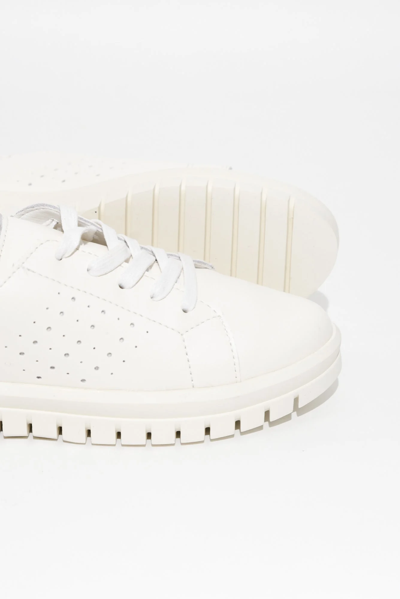Exit White Leather Sneaker - Image 3