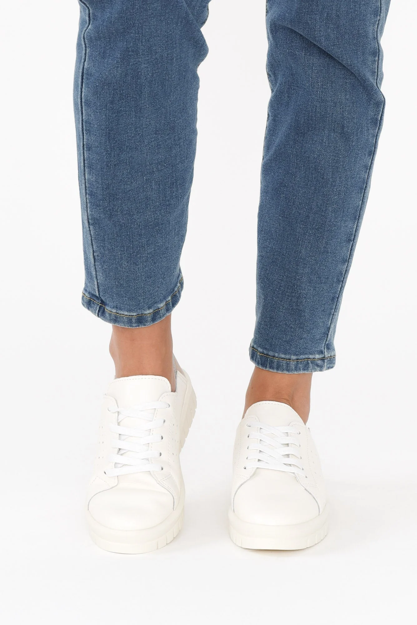 Exit White Leather Sneaker - Image 6